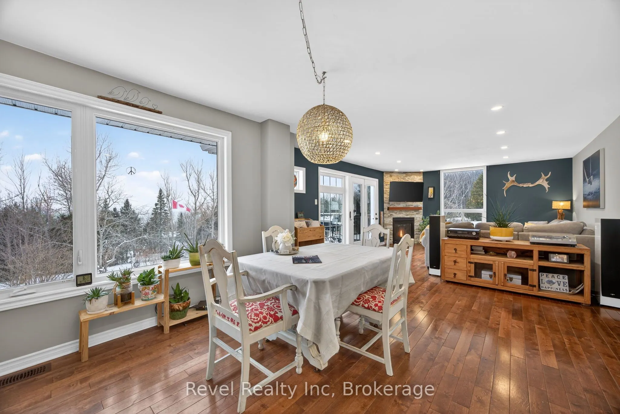 2391 Rumney Road