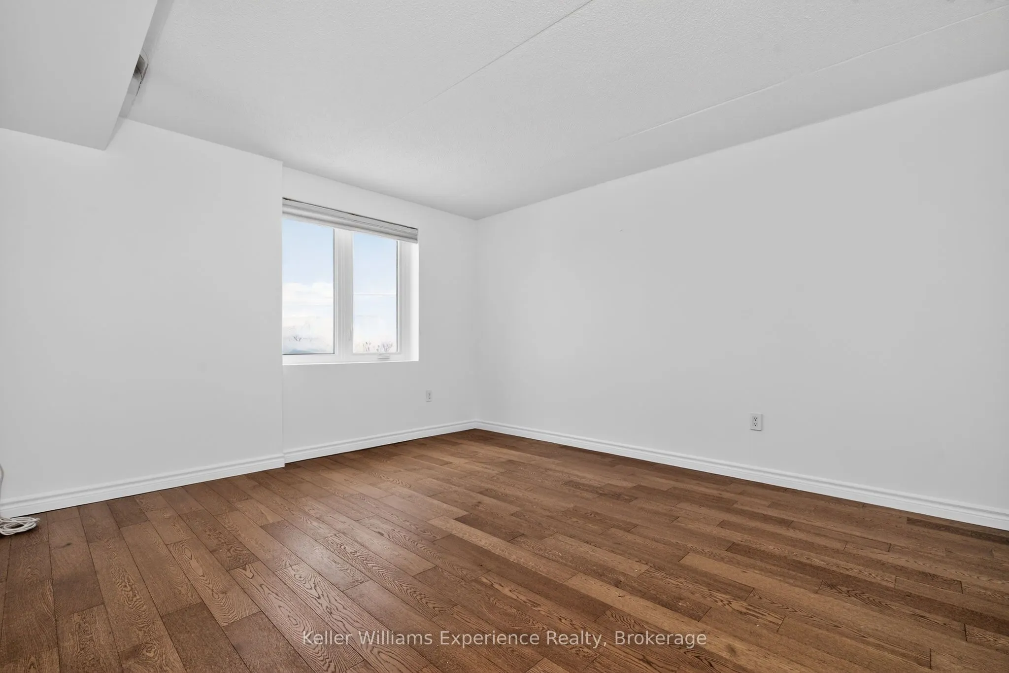 11 Beck Boulevard #404