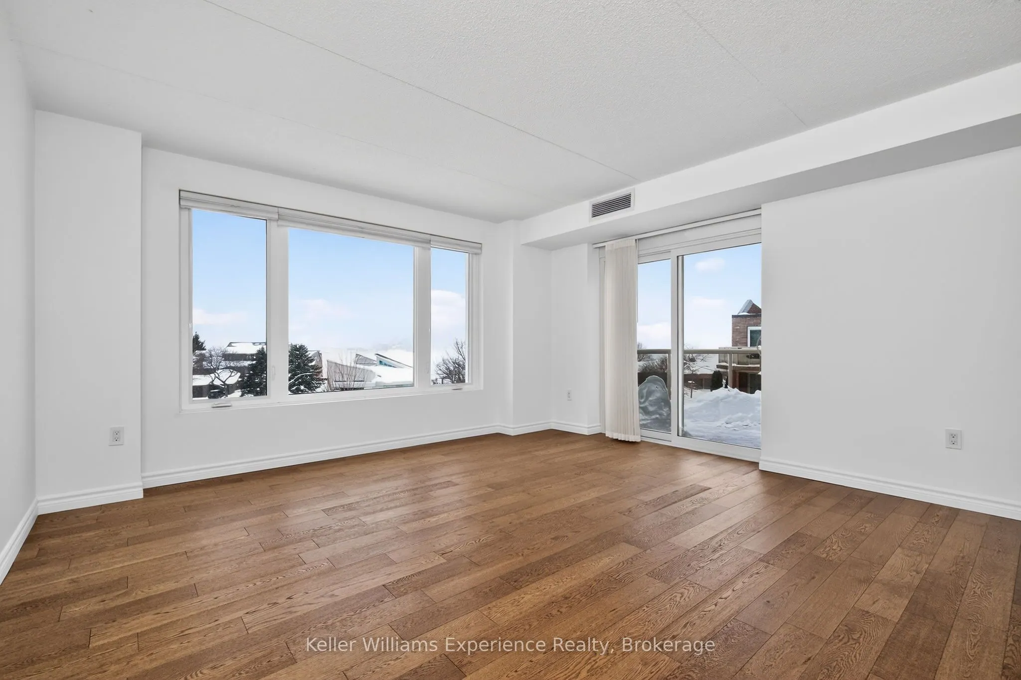 11 Beck Boulevard #404