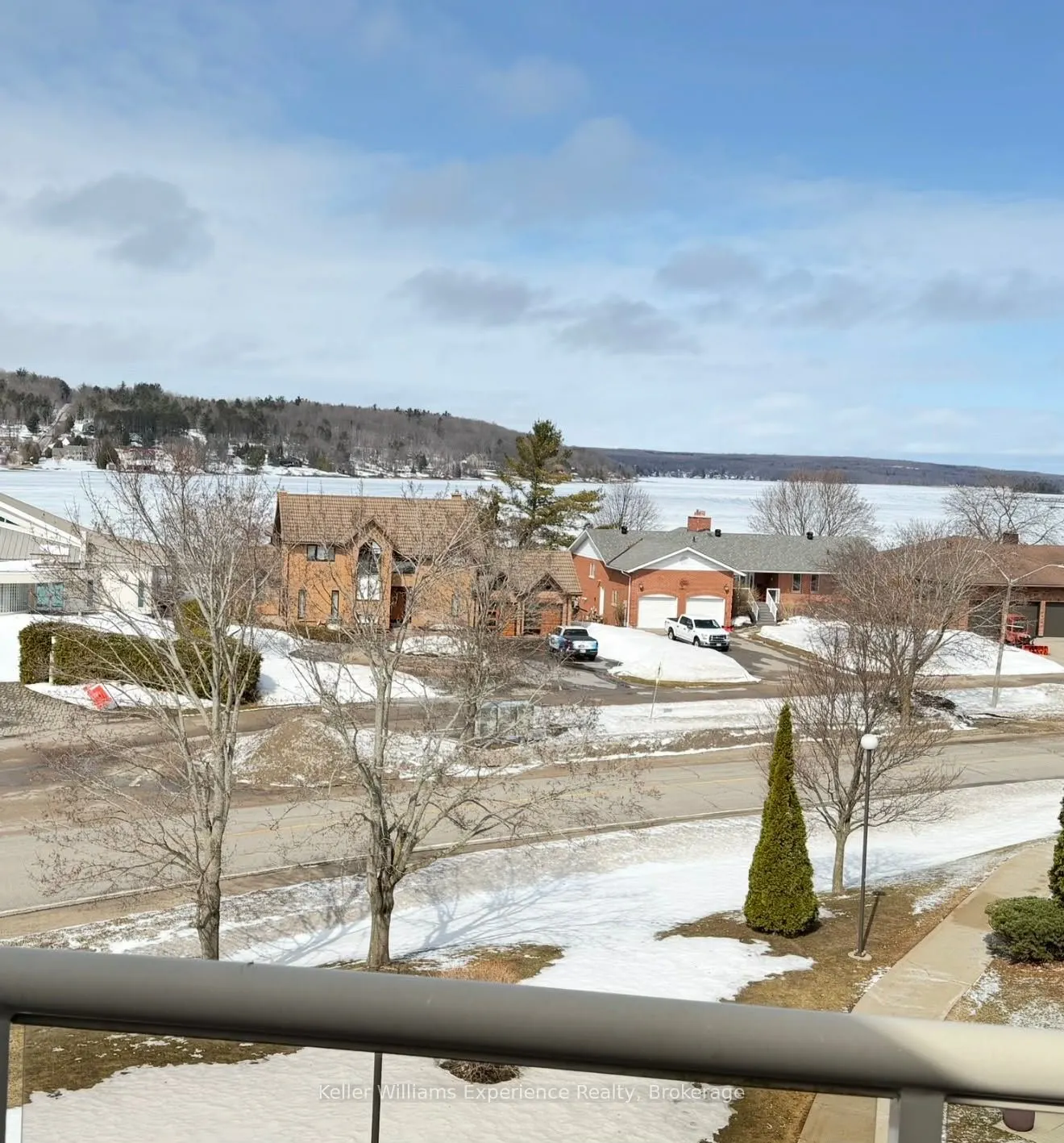 11 Beck Boulevard #404