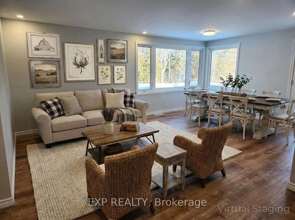 71 Lakeshore Road E