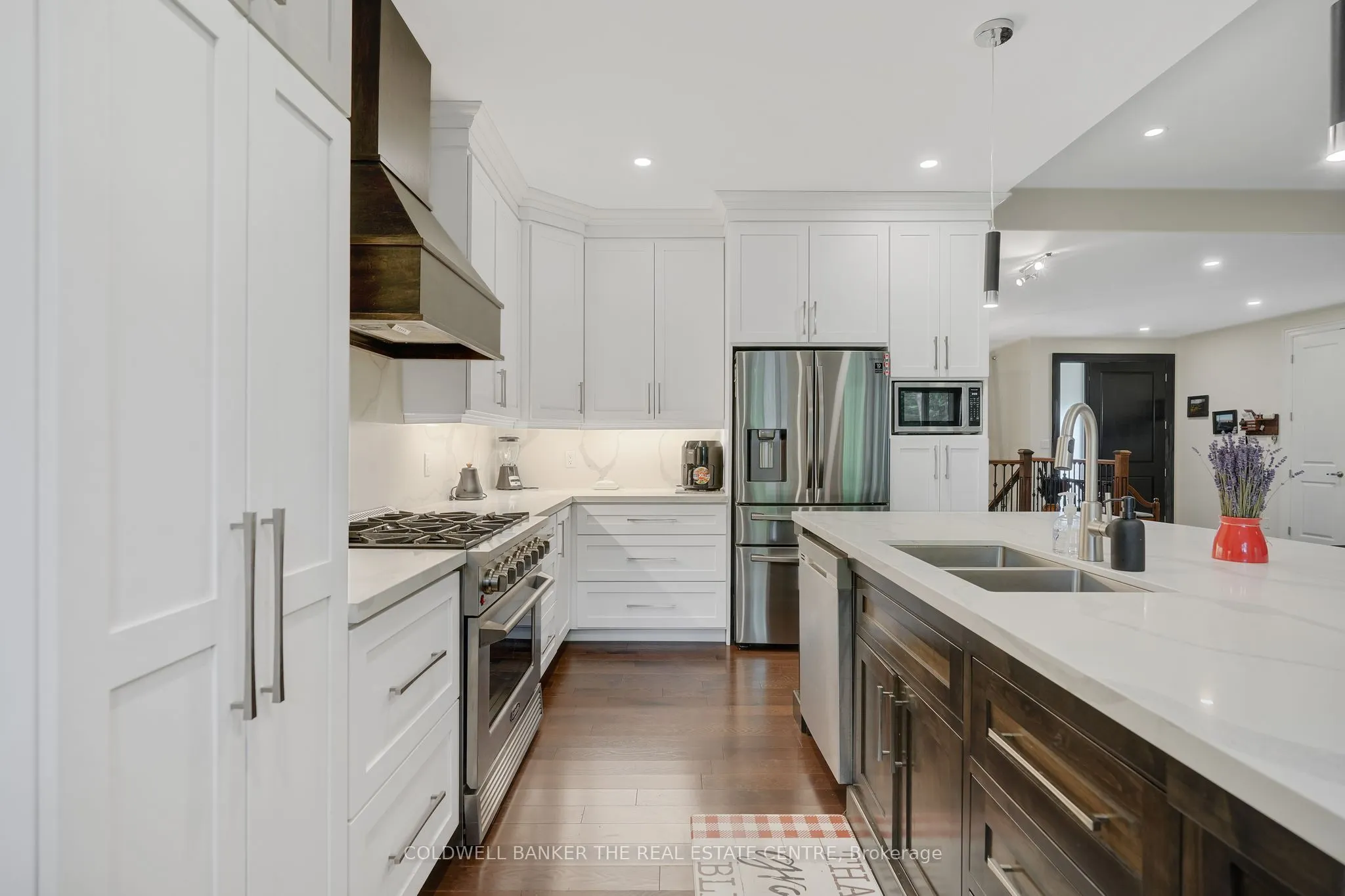 34 Oakwood Avenue