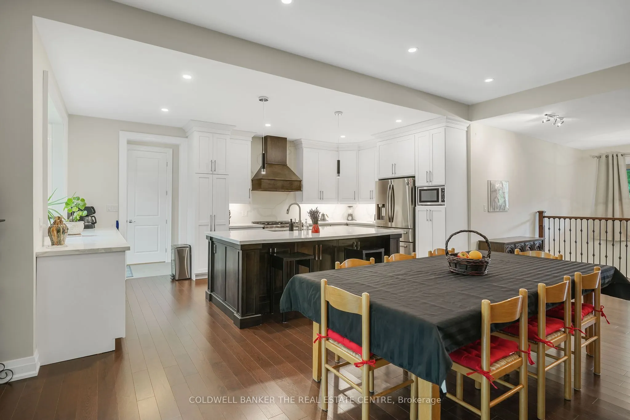 34 Oakwood Avenue