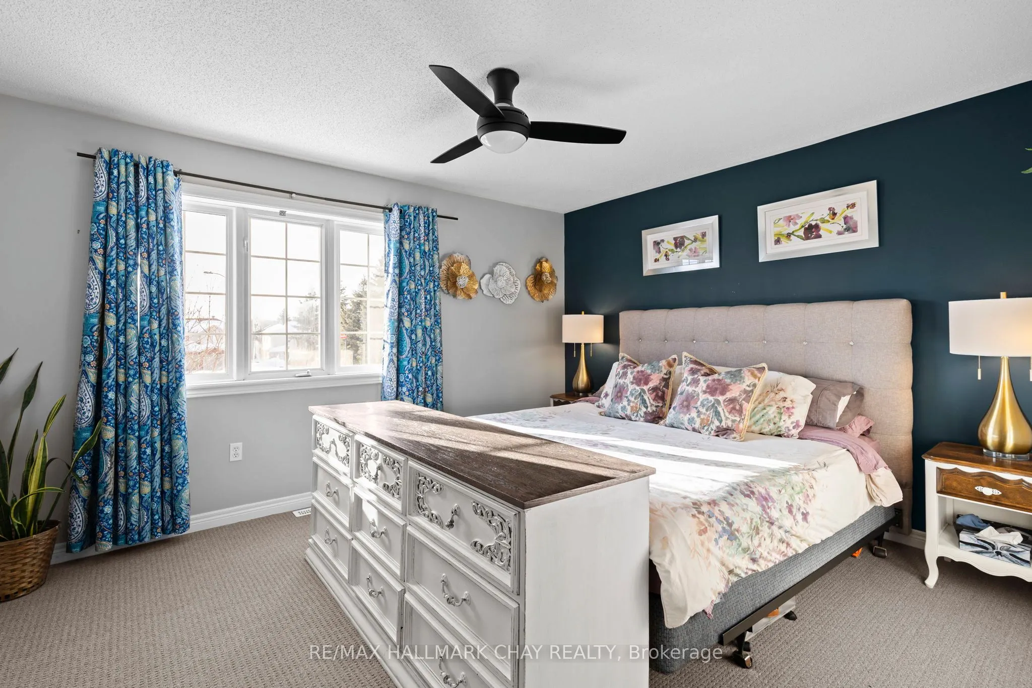 430 MAPLEVIEW Drive E #38