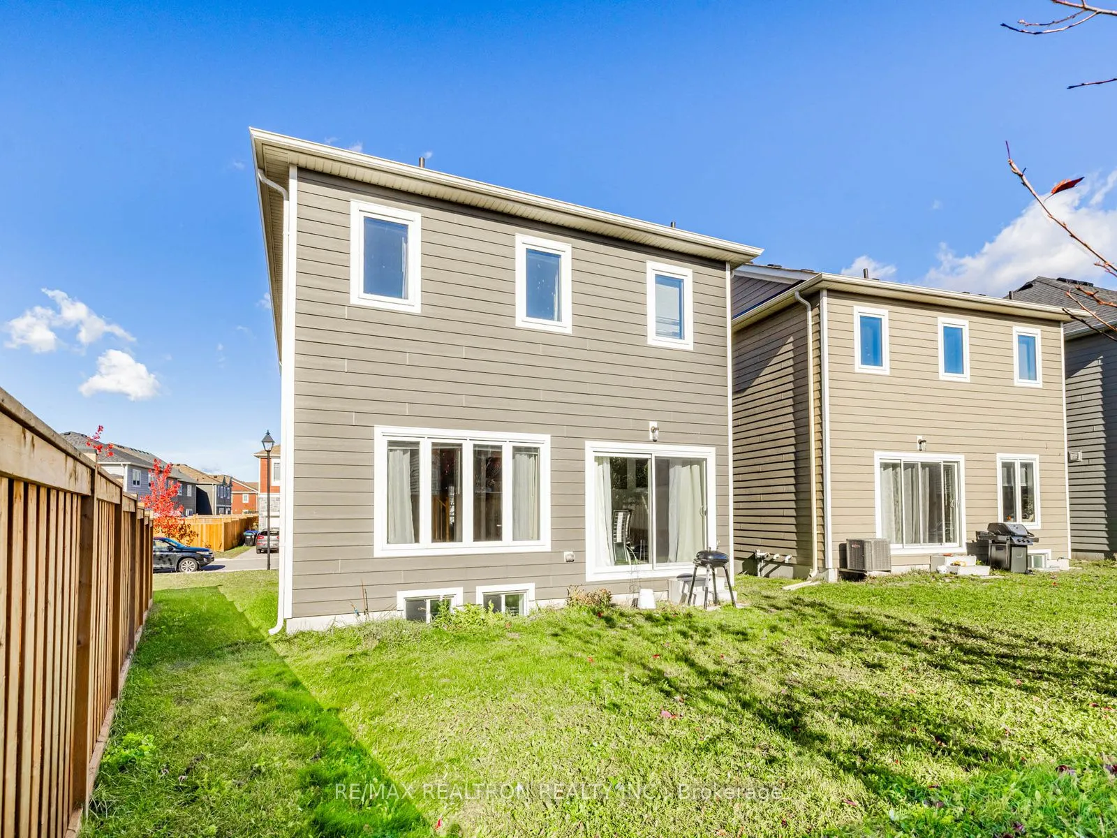 6 Bobolink Drive