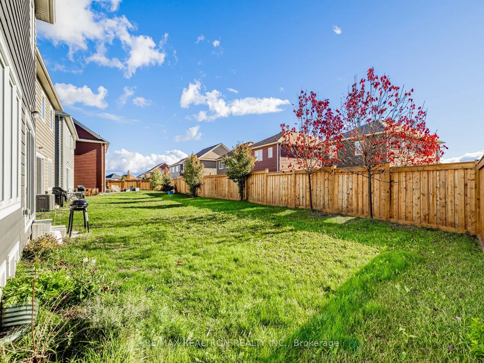 6 Bobolink Drive