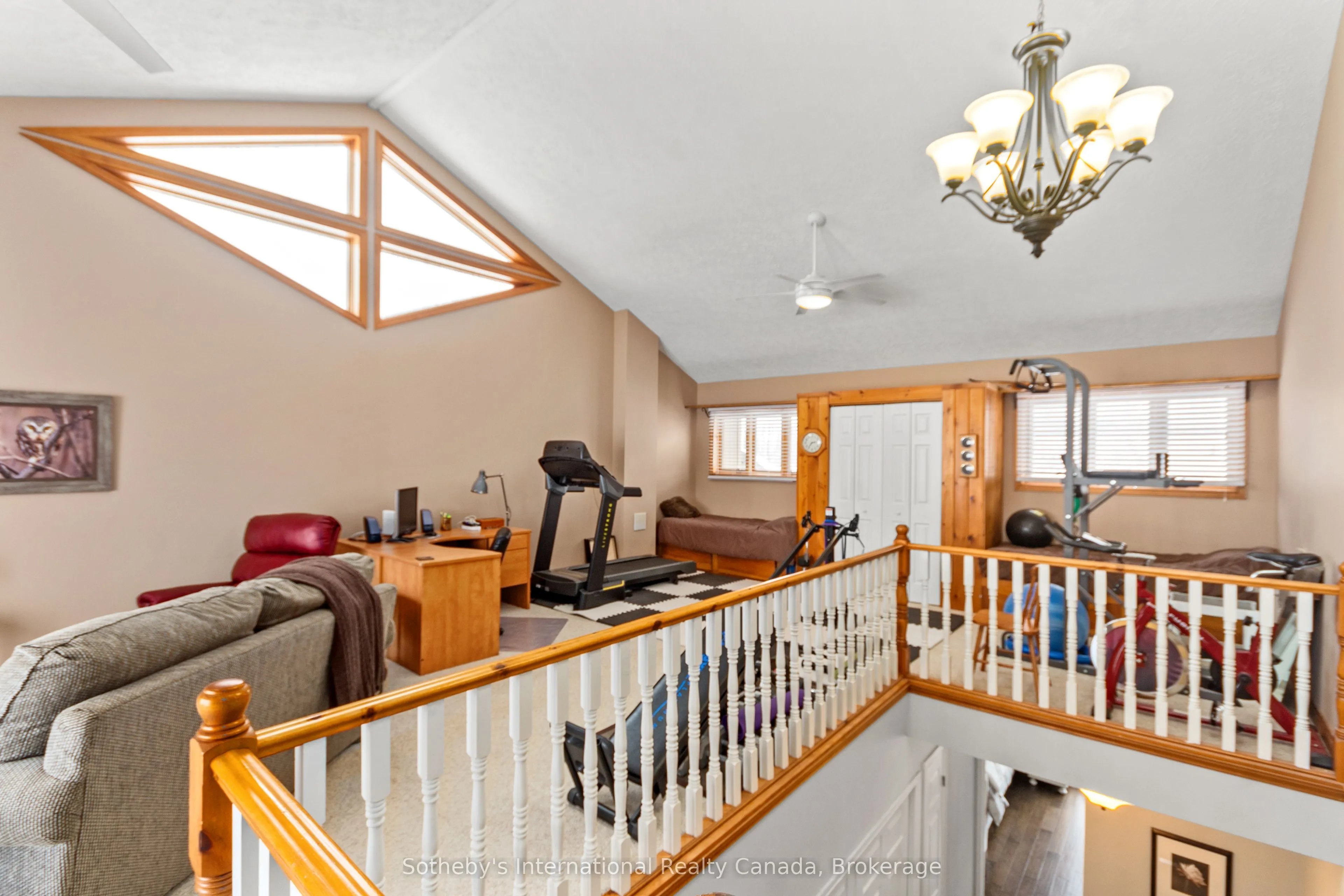 8 Beck Boulevard #10