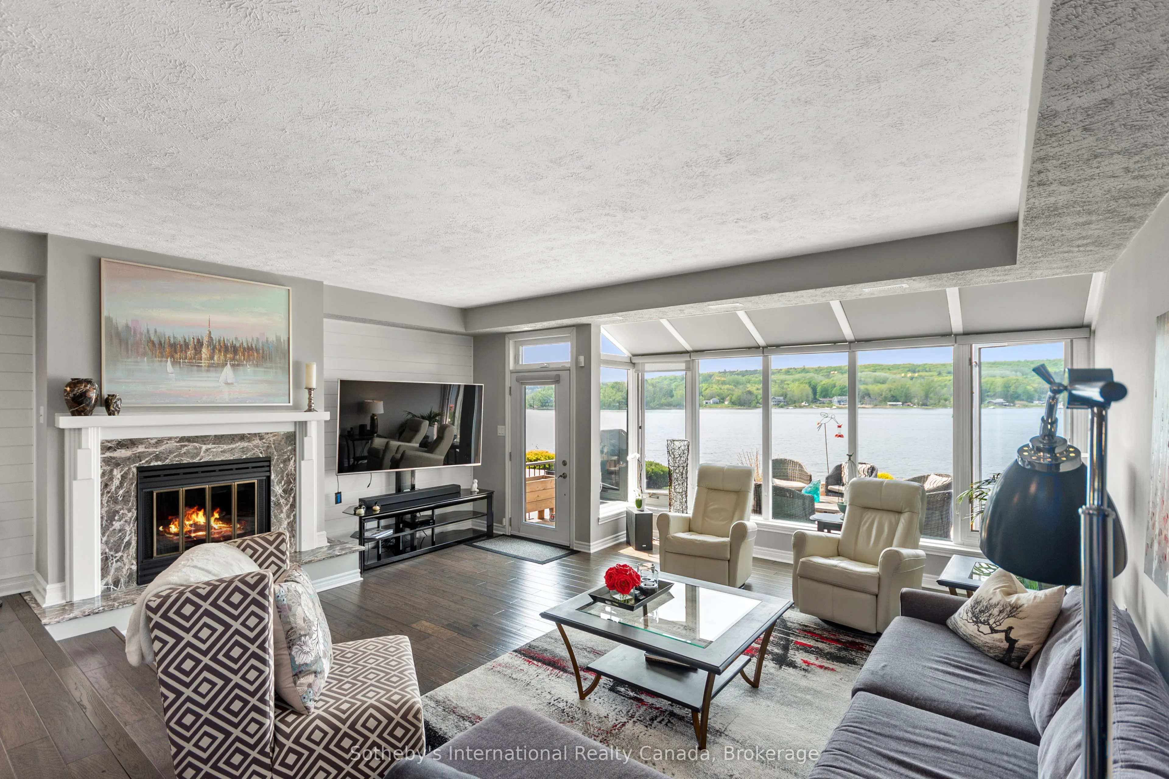 8 Beck Boulevard #10