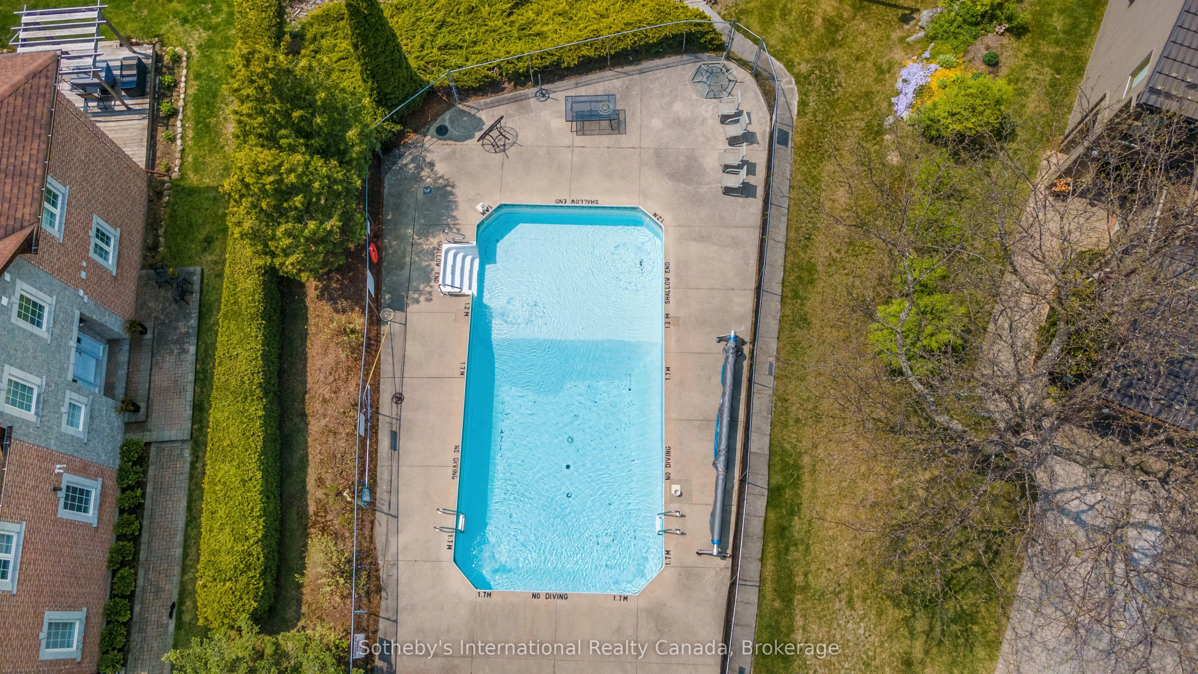 8 Beck Boulevard #10