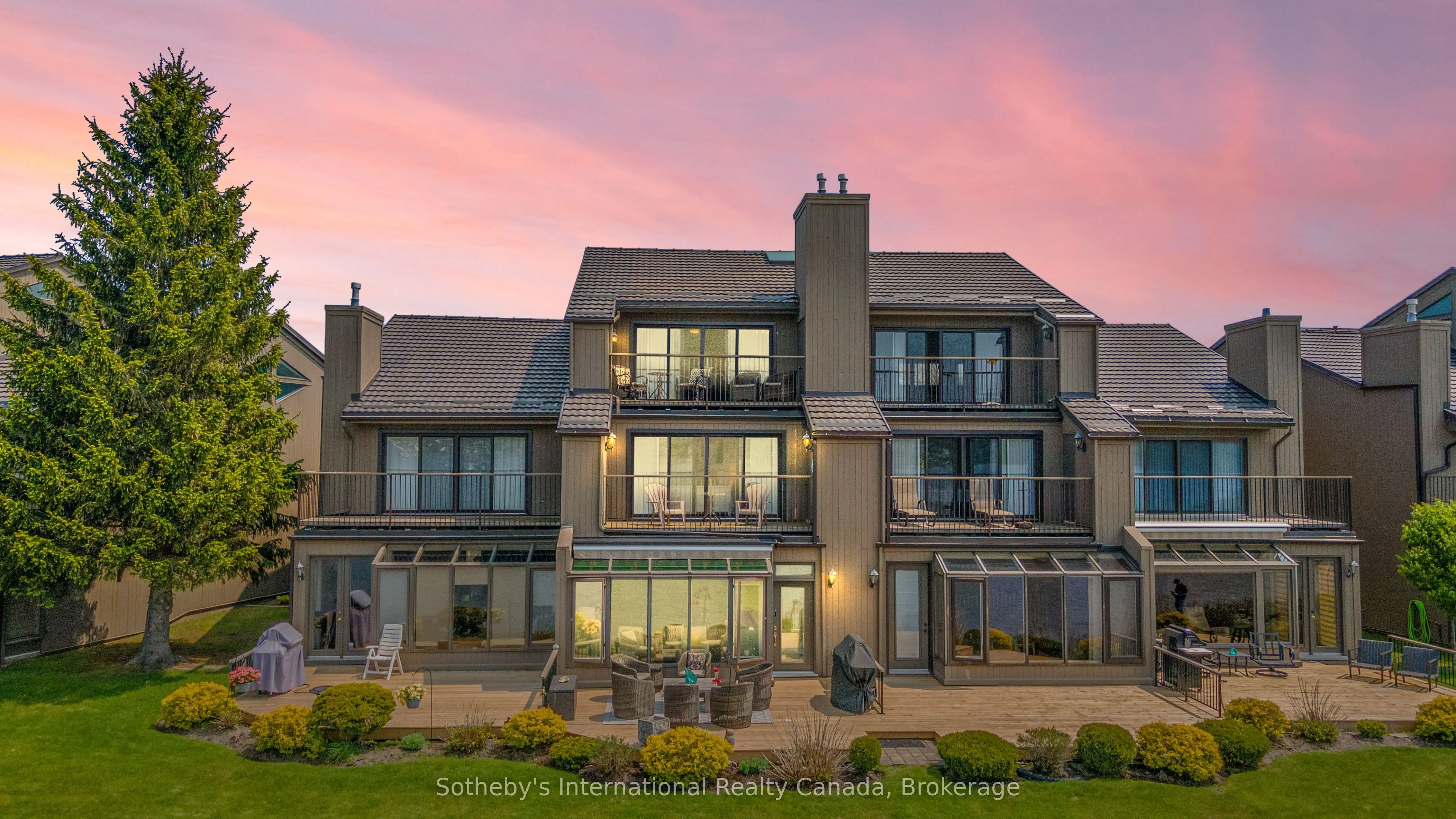 8 Beck Boulevard #10