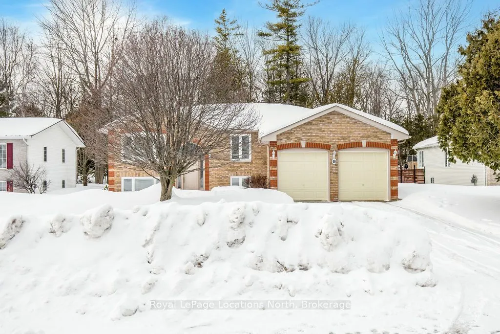 40 Fairway Crescent