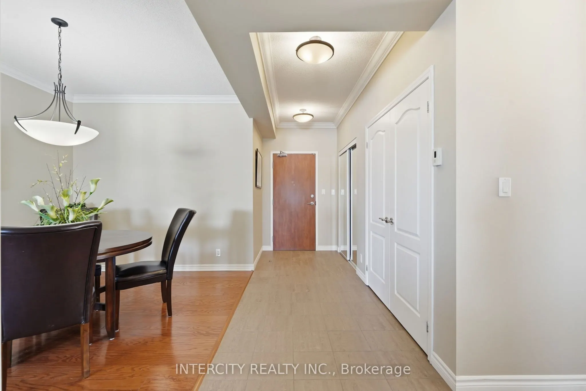 699 Aberdeen Boulevard #901