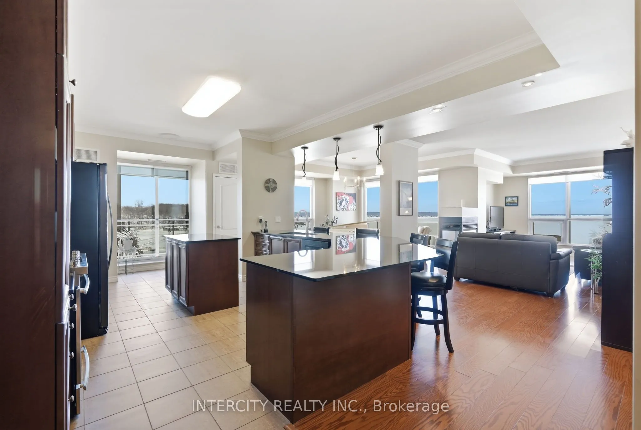 699 Aberdeen Boulevard #901