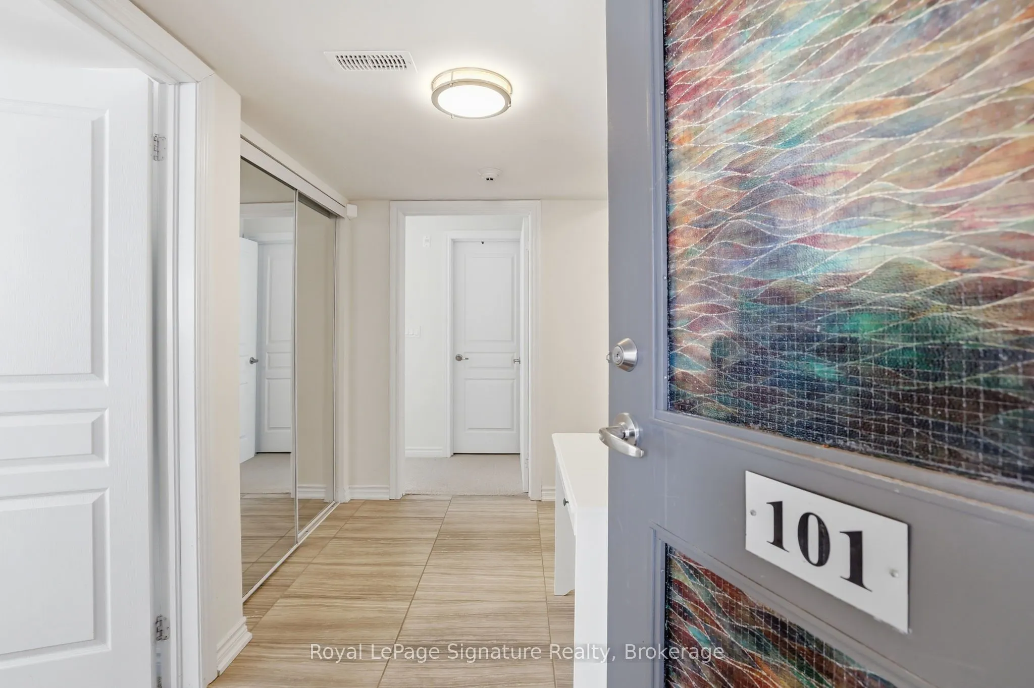 4 ANCHORAGE Crescent #101