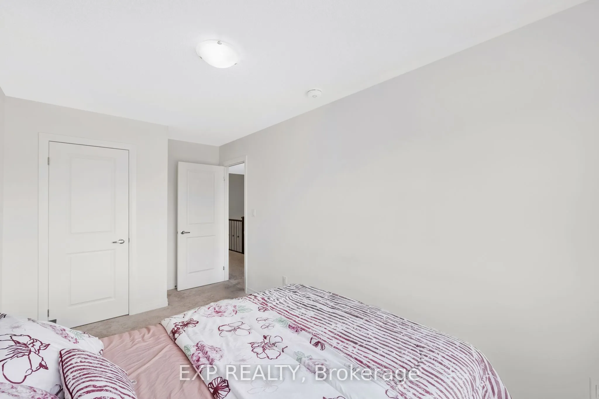 122 Turnberry Lane