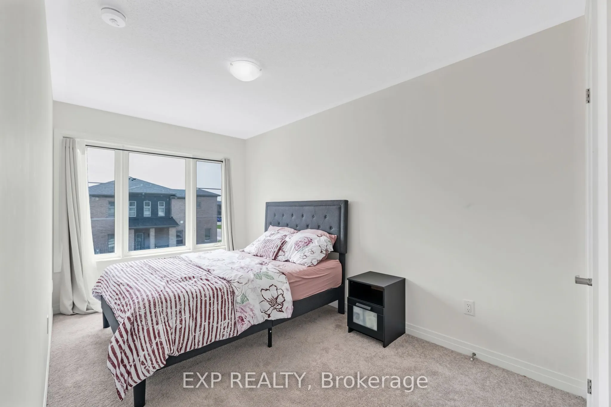 122 Turnberry Lane