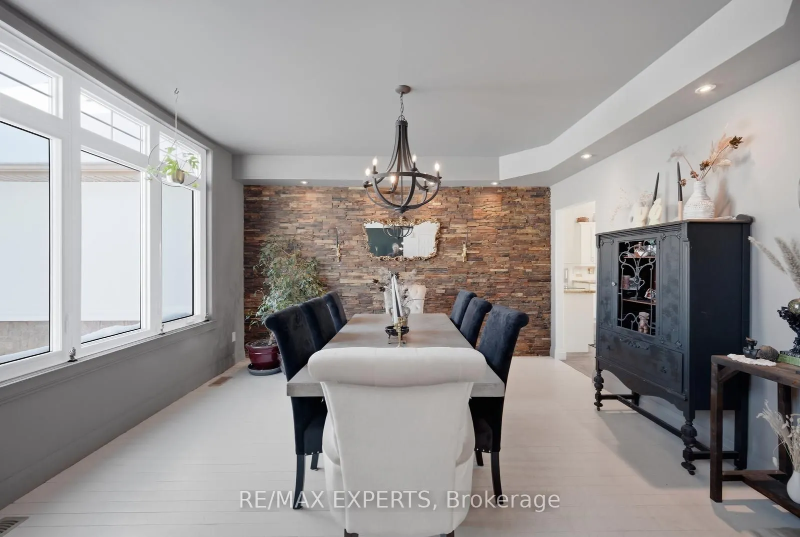 11 Basswood Circle