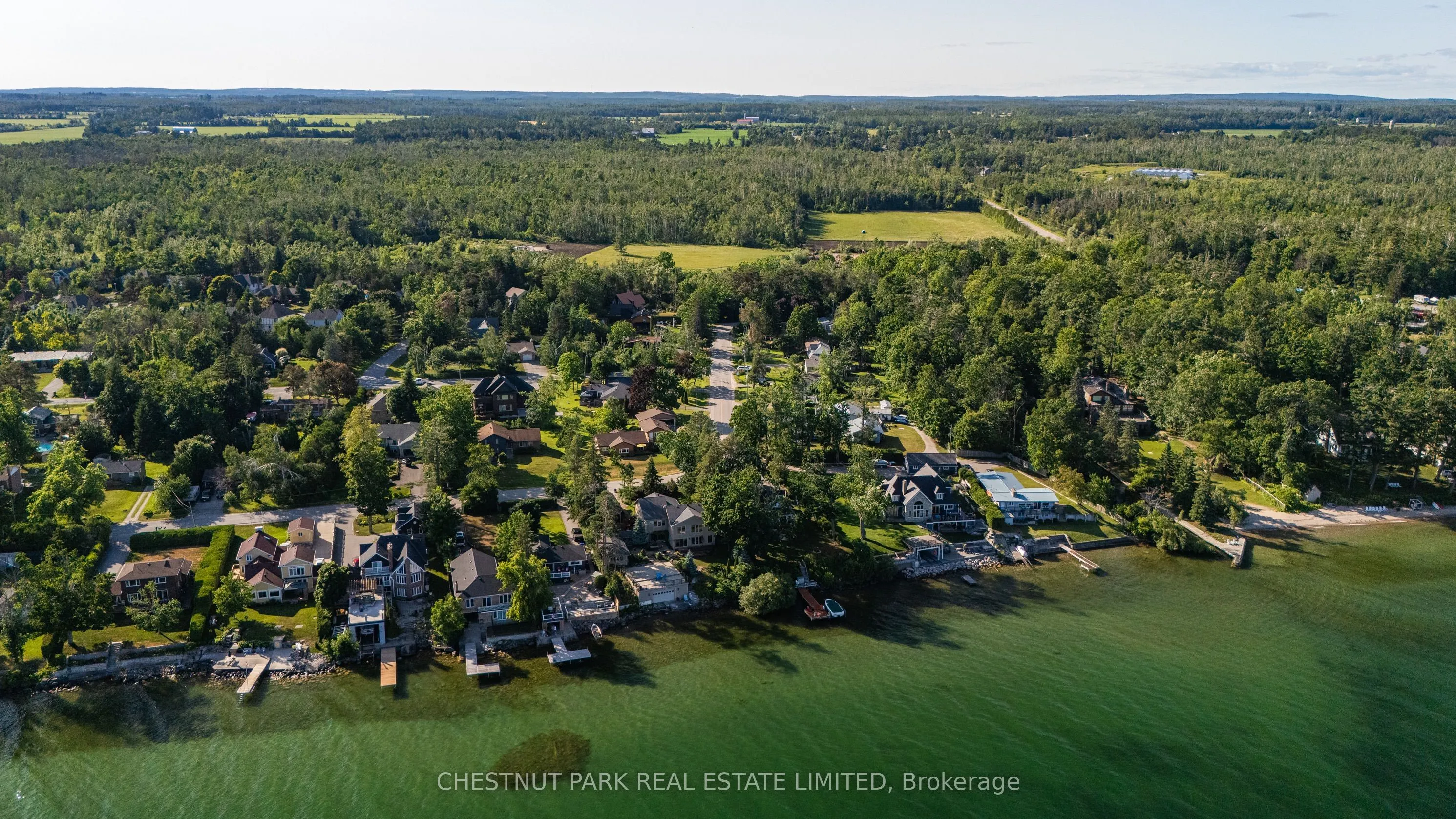 47 Lakeshore Road W
