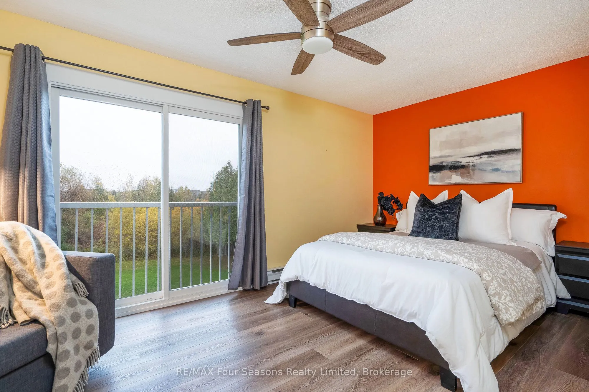 44 Trott Boulevard #17