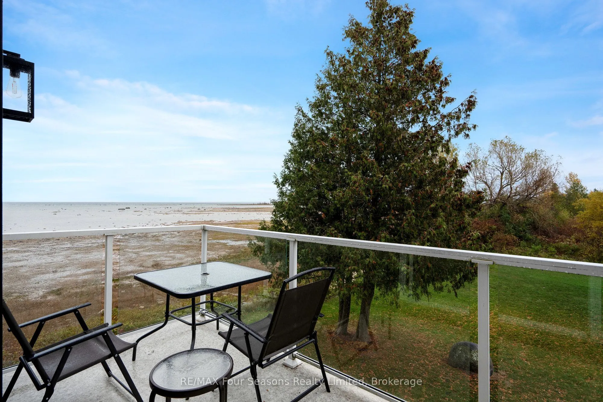 44 Trott Boulevard #17