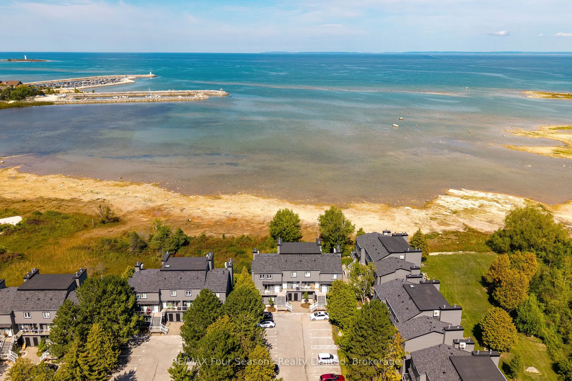 44 Trott Boulevard #17