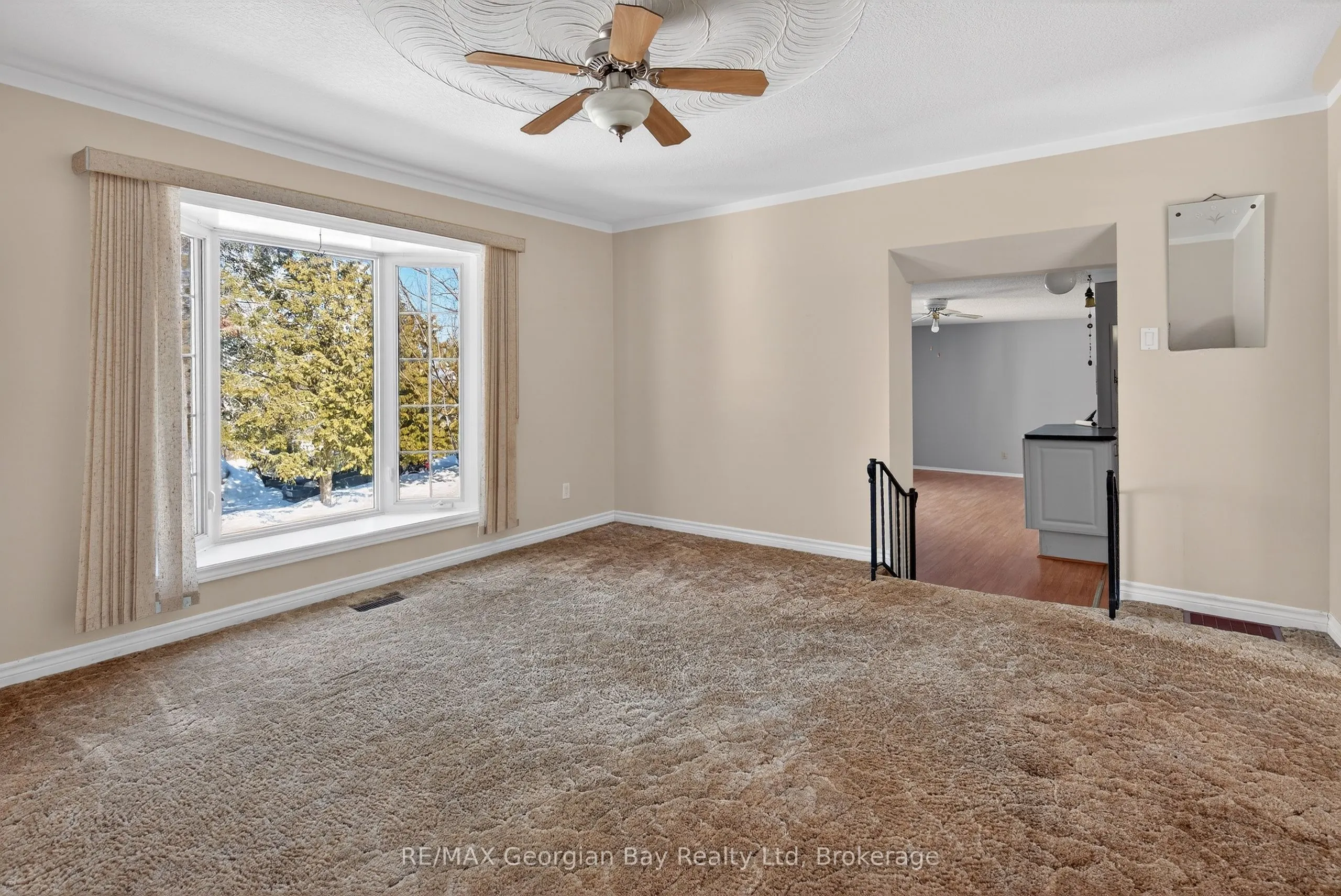 2407 Rumney Road