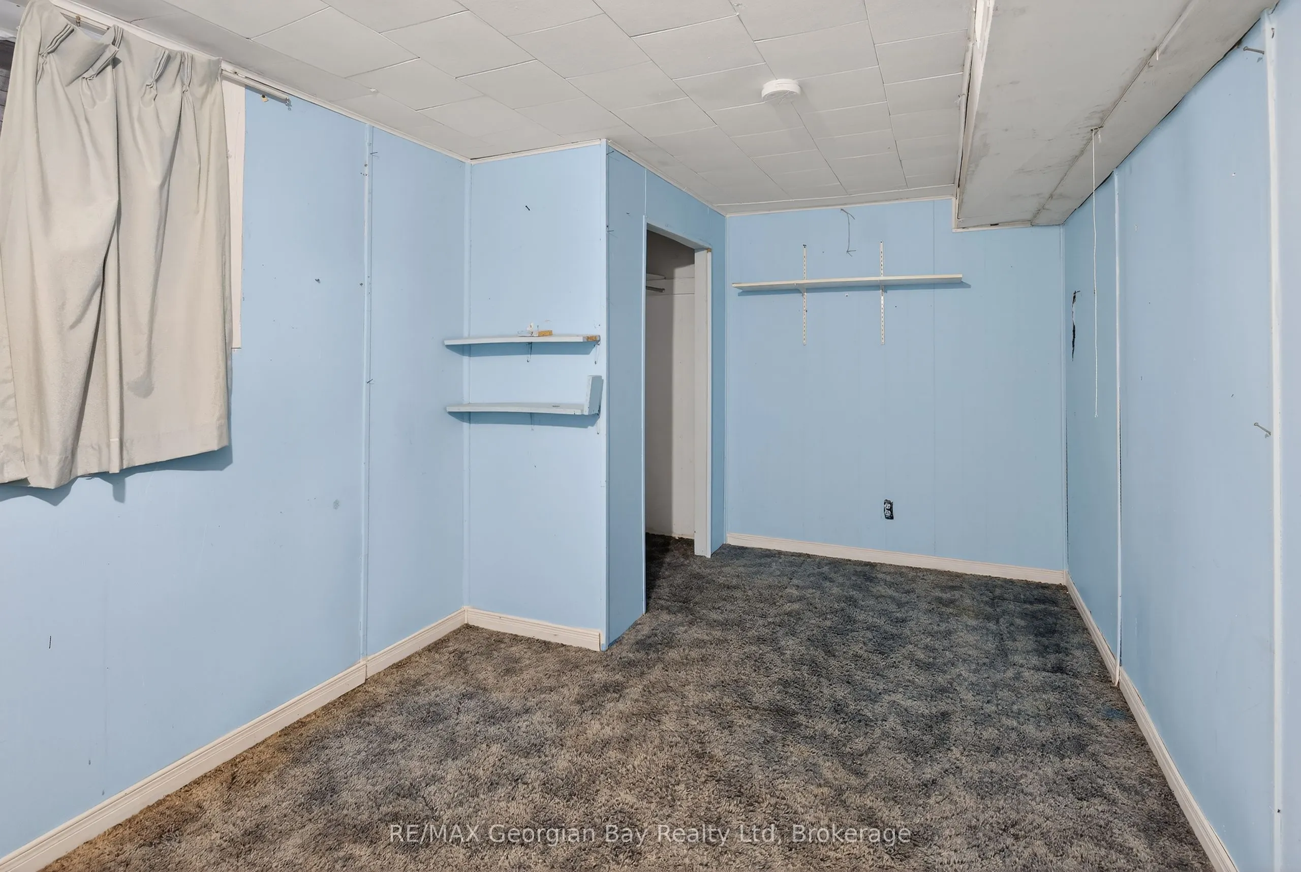 2407 Rumney Road