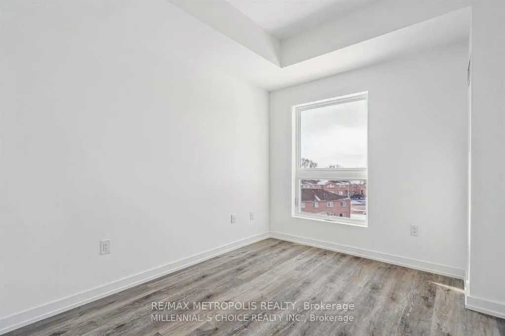 430 Essa Road #422