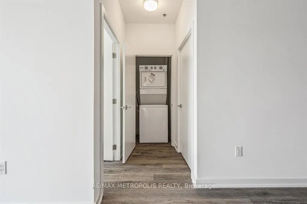 430 Essa Road #422