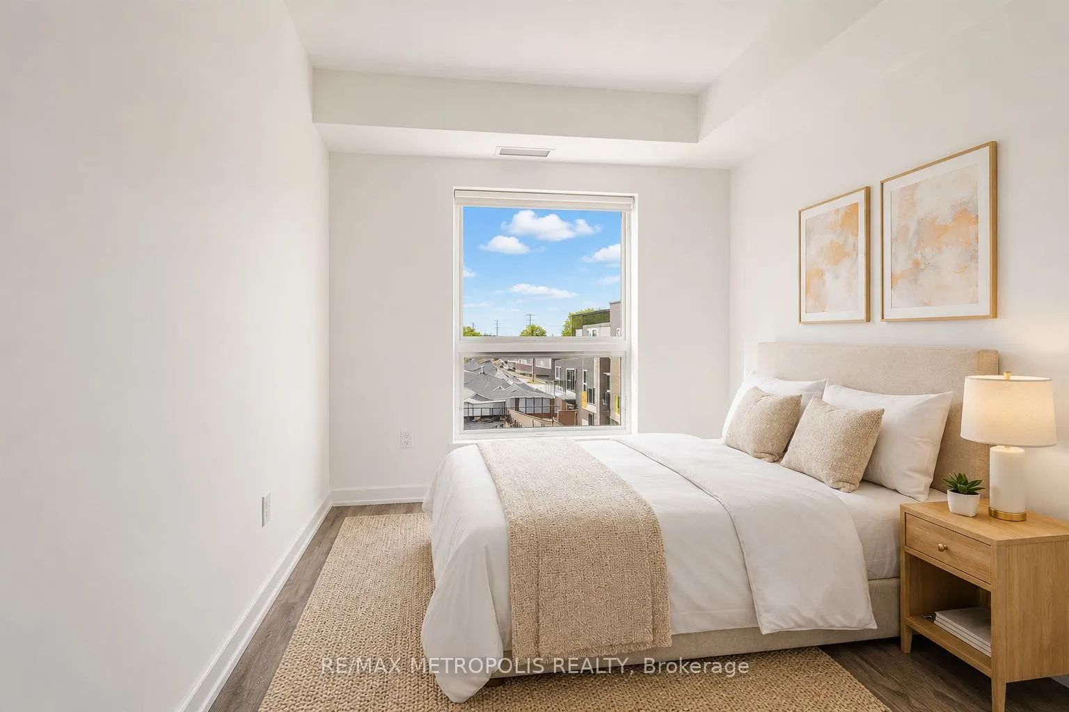 430 Essa Road #422