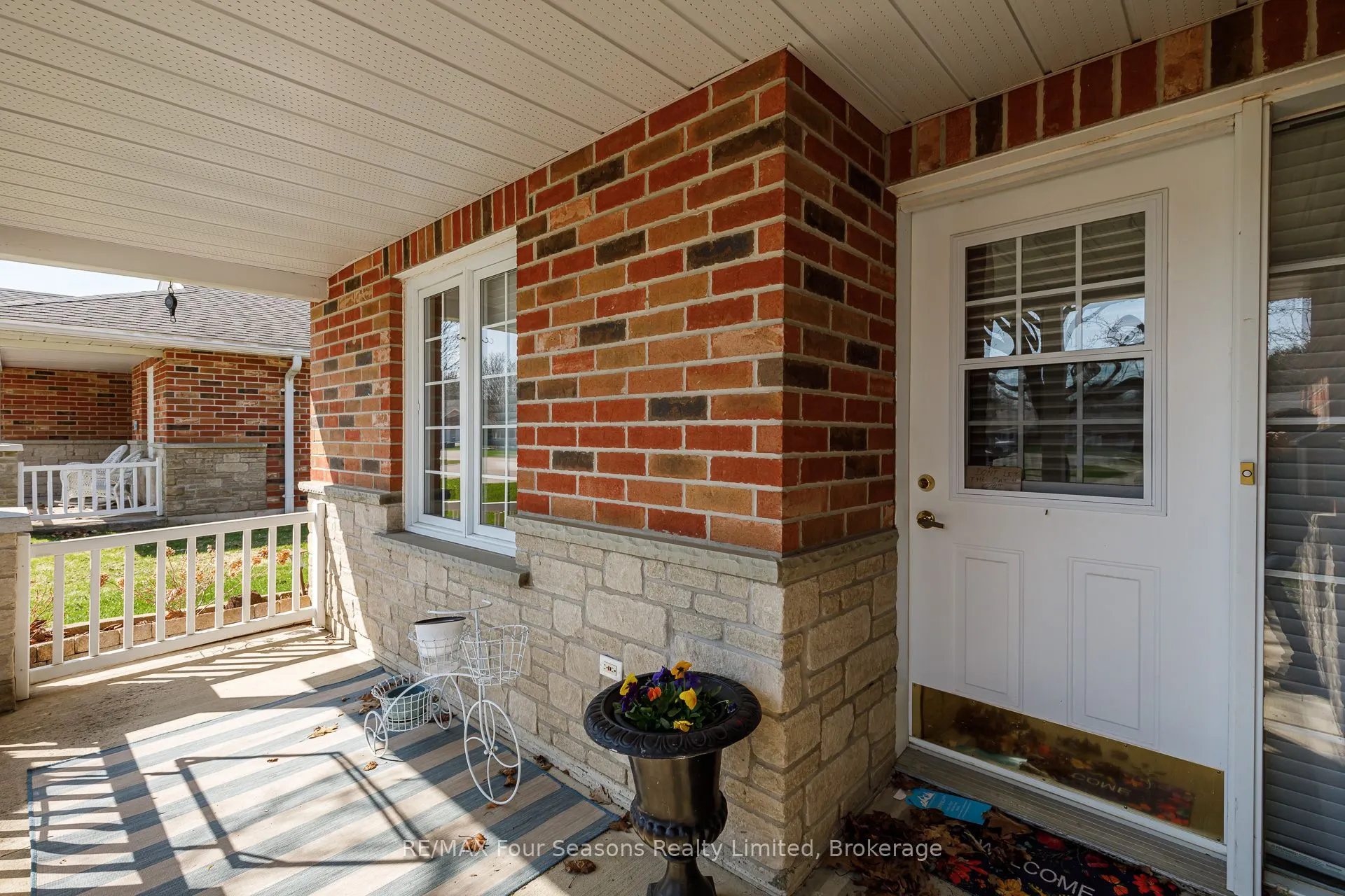 275 Huron Street #8