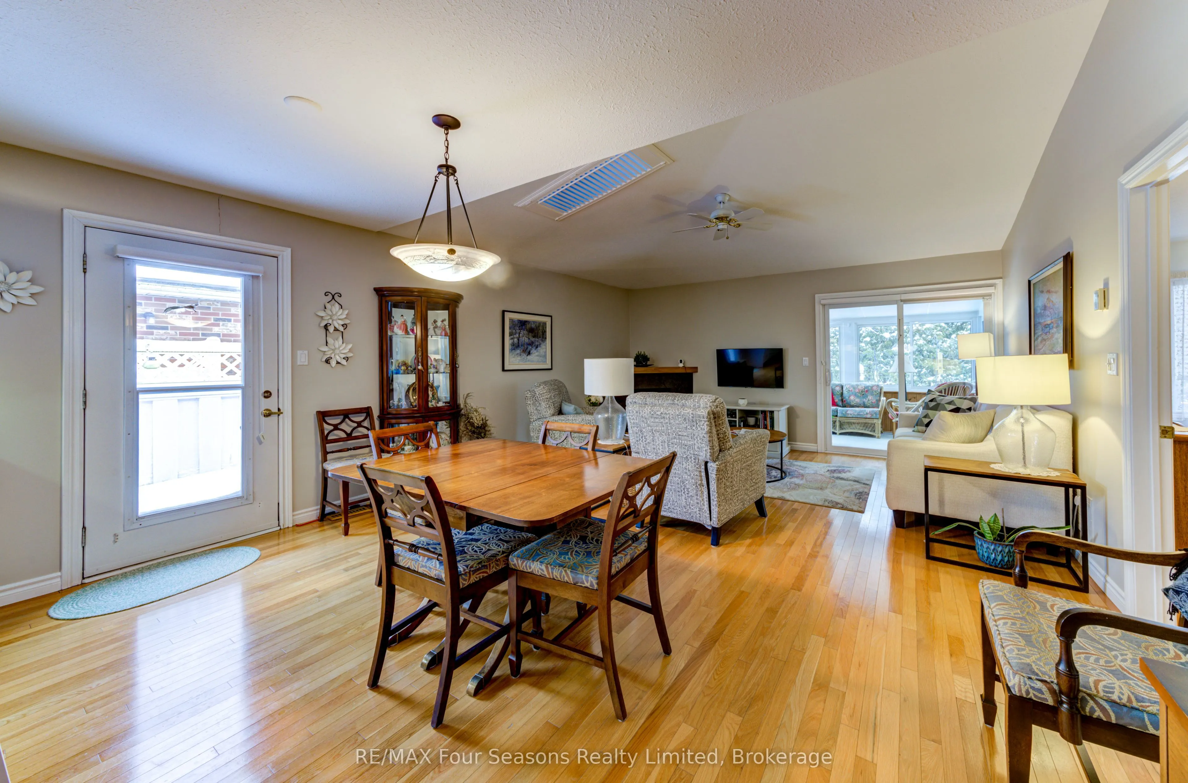 275 Huron Street #8