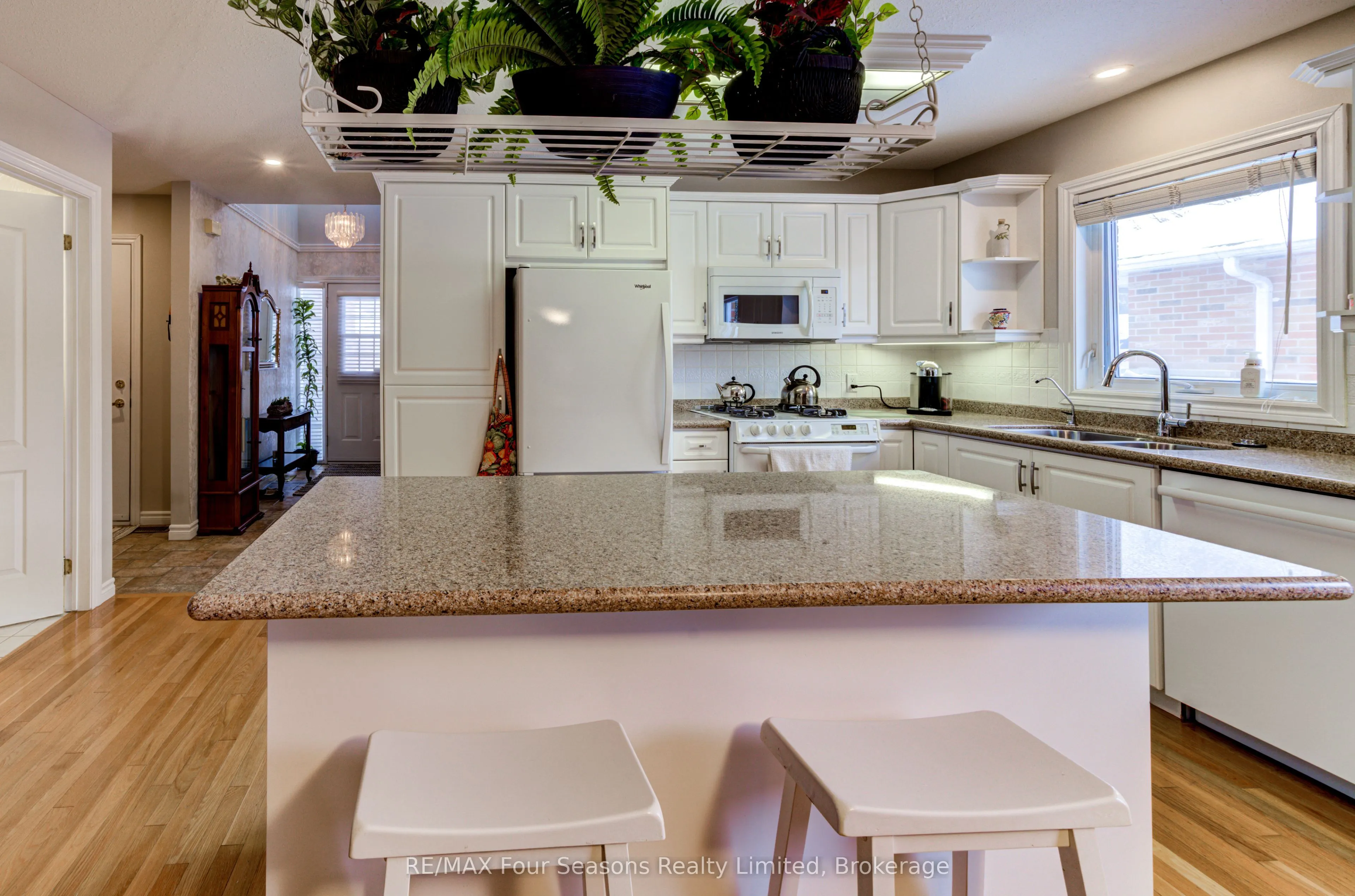 275 Huron Street #8