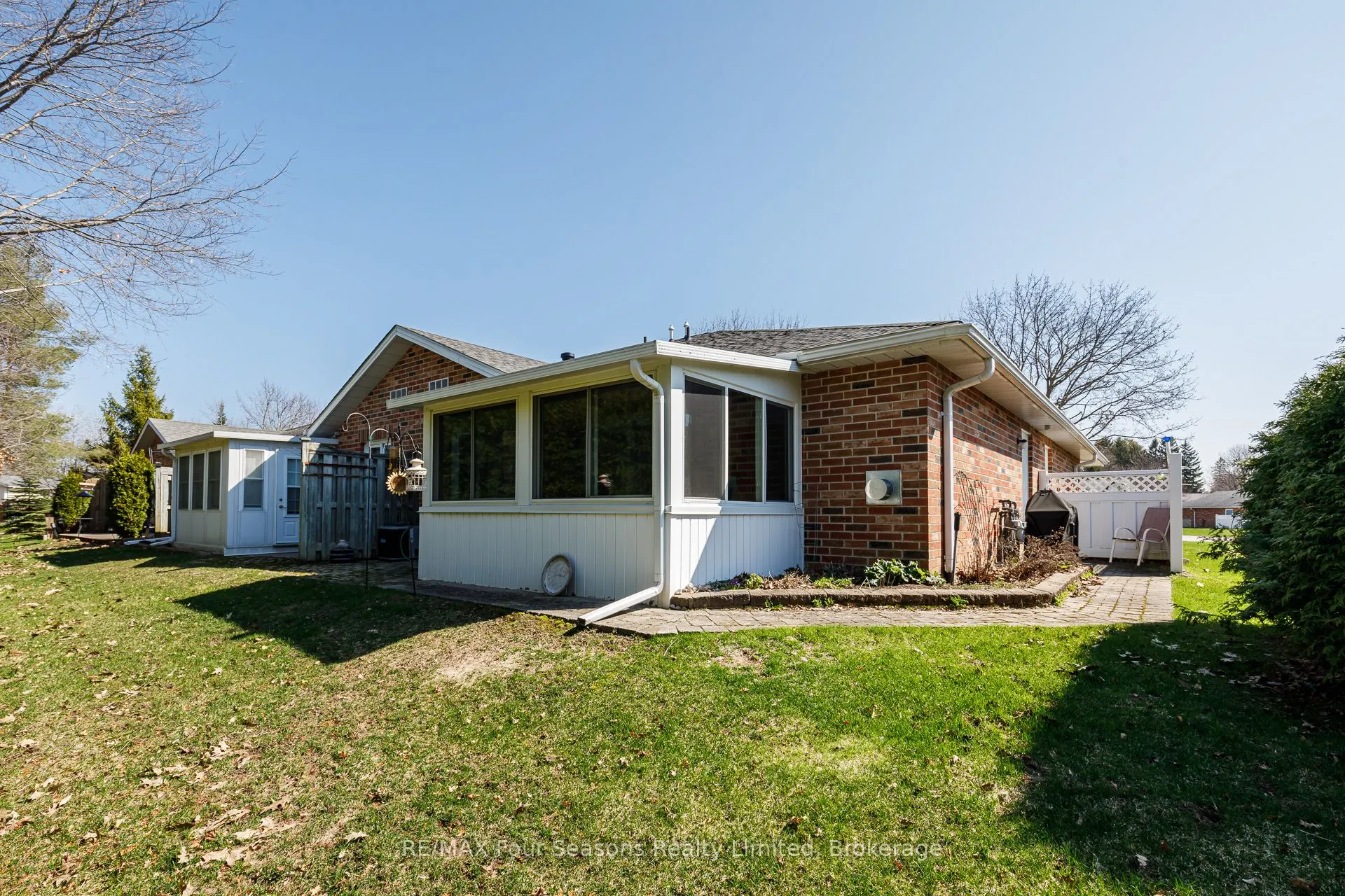 275 Huron Street #8