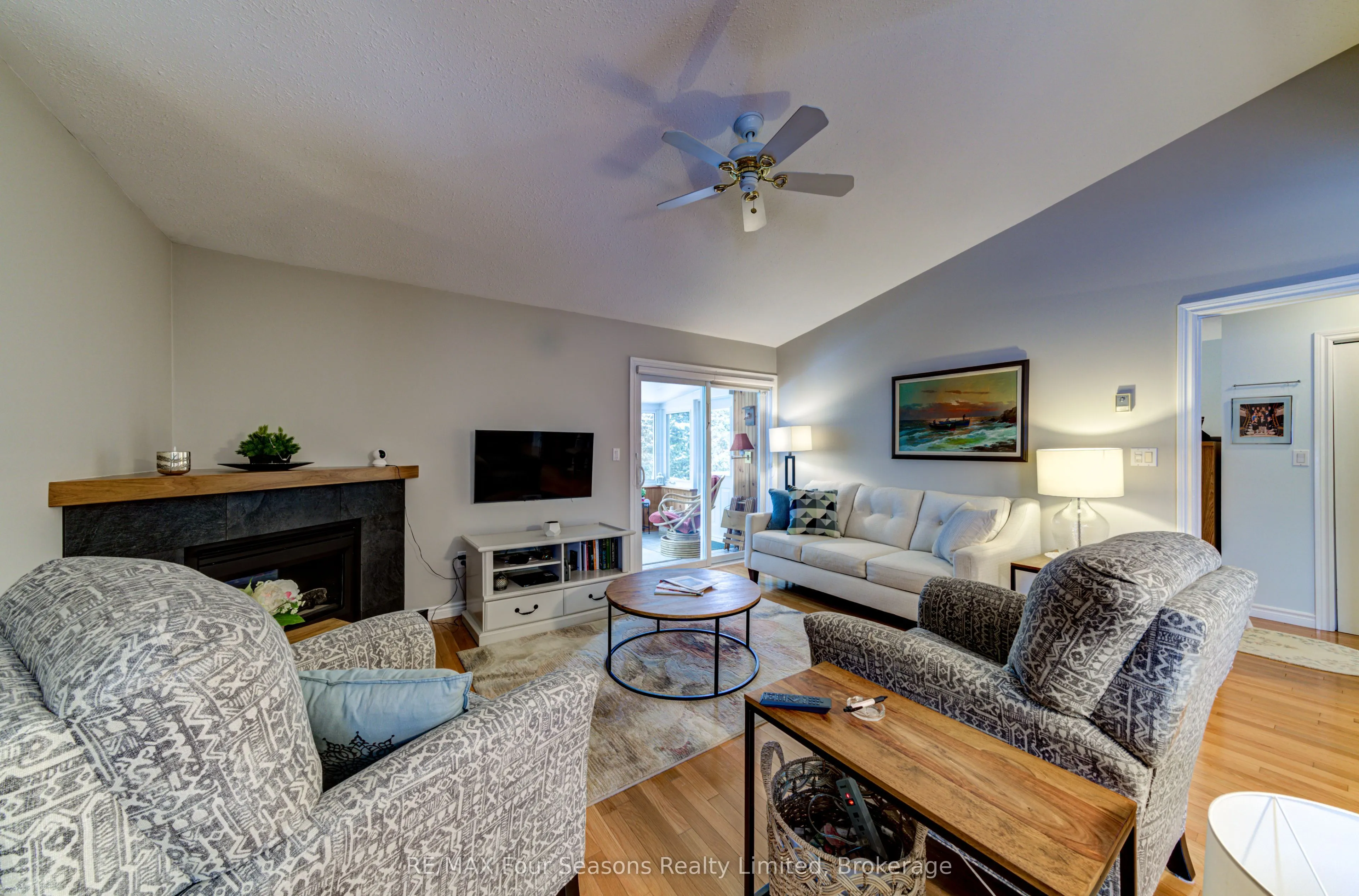275 Huron Street #8