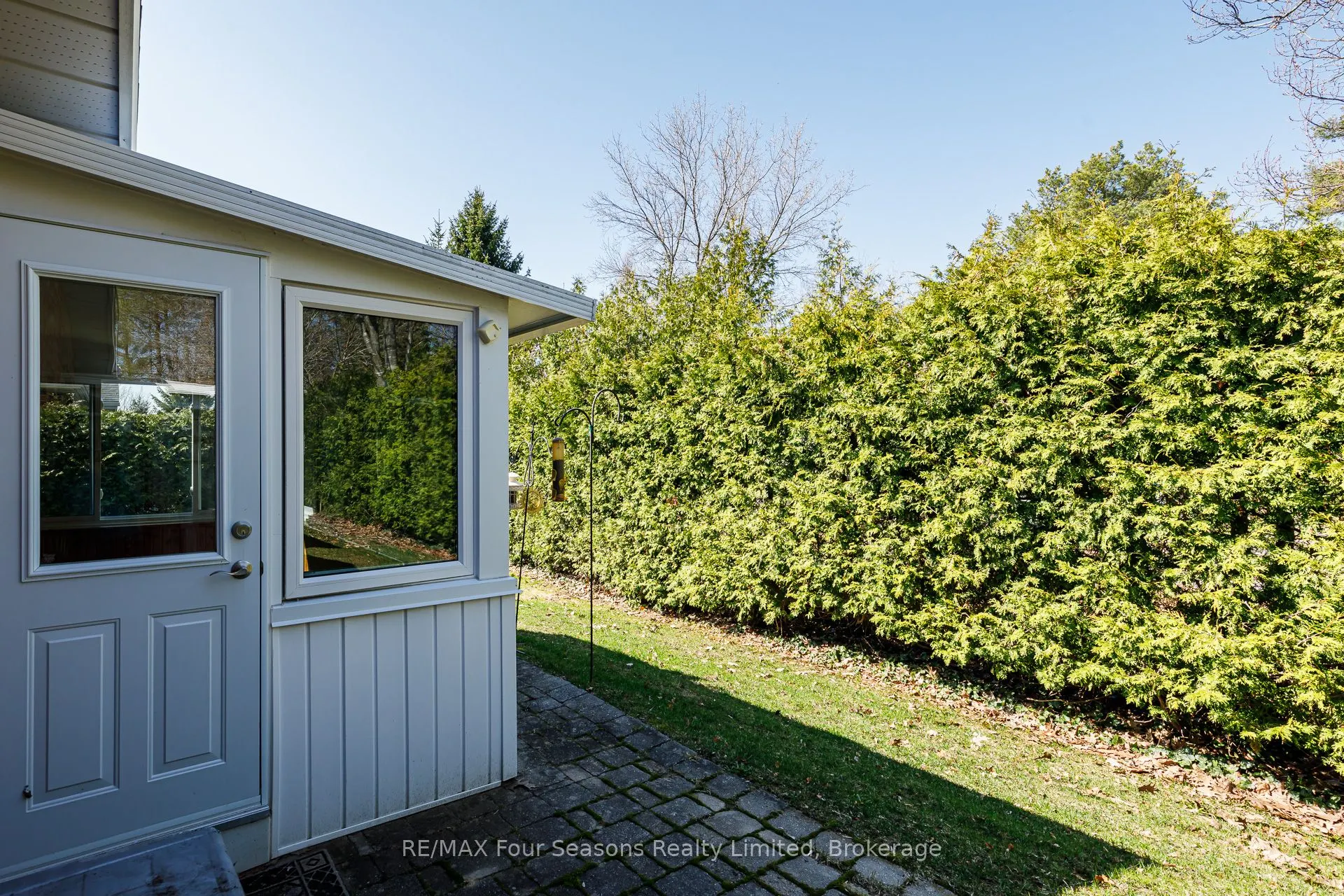 275 Huron Street #8