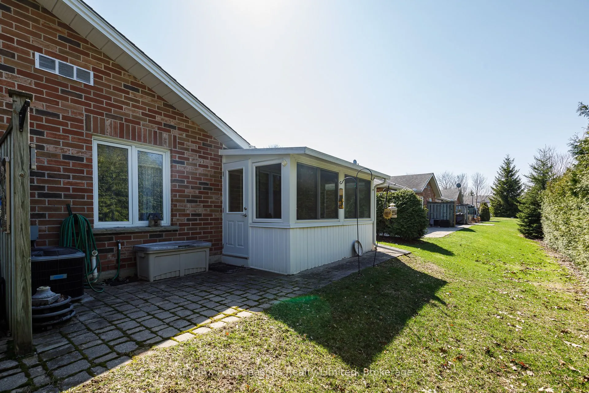 275 Huron Street #8