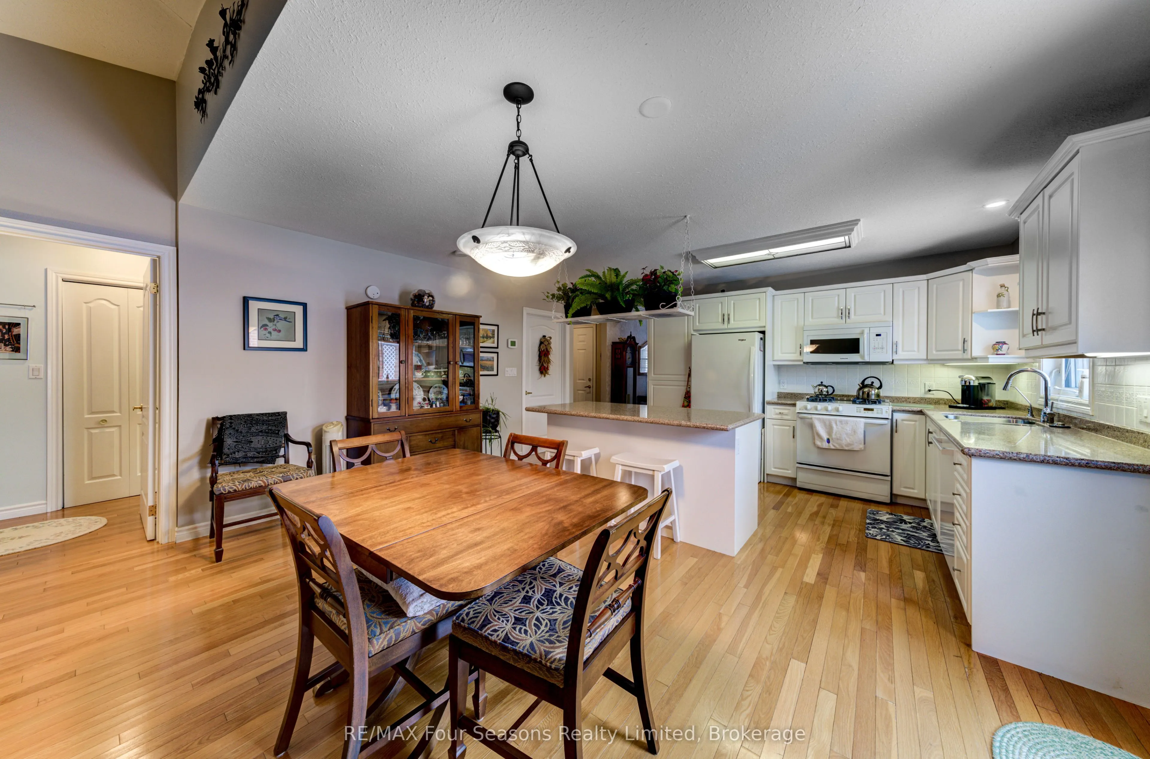 275 Huron Street #8