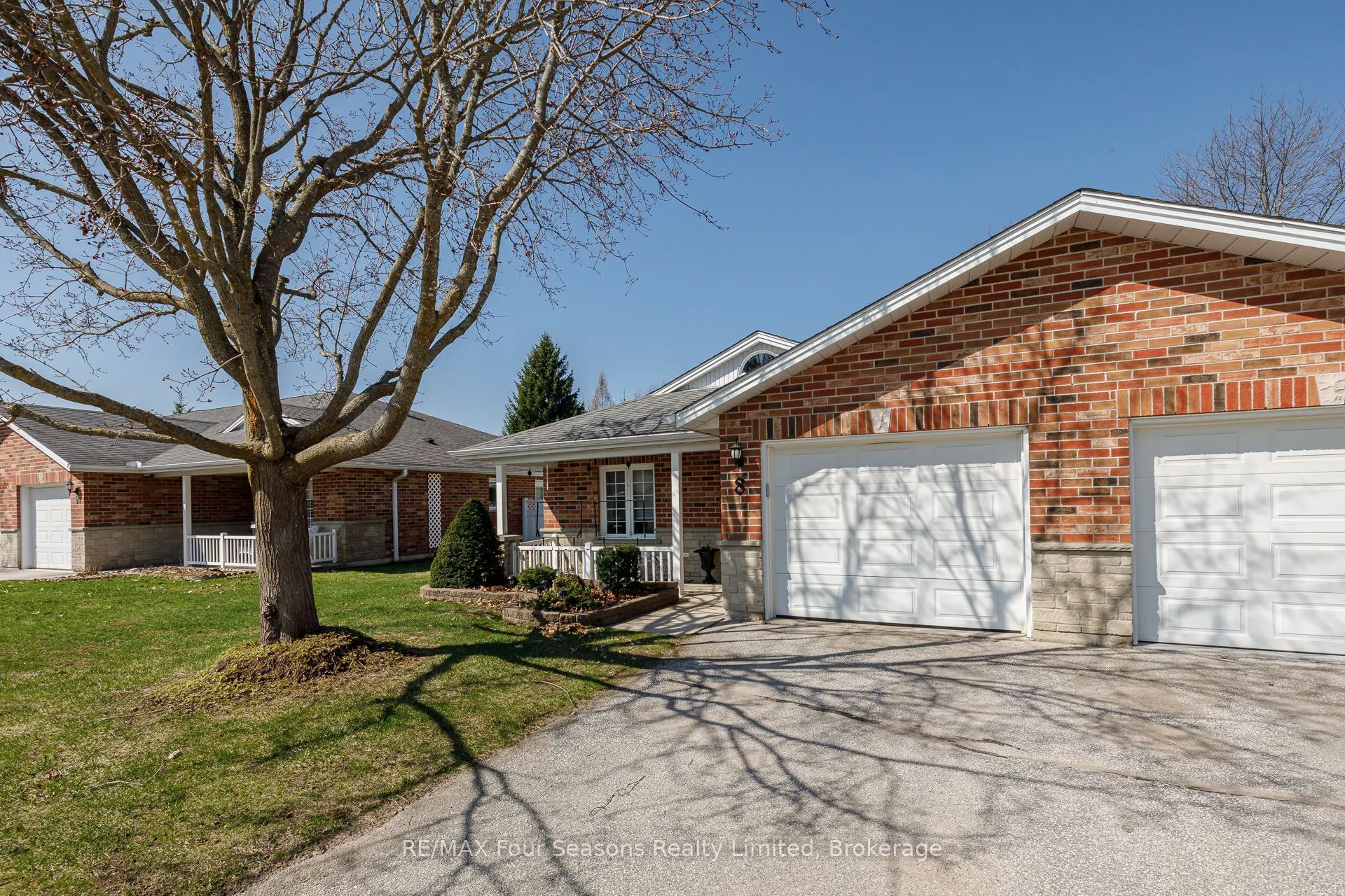 275 Huron Street #8