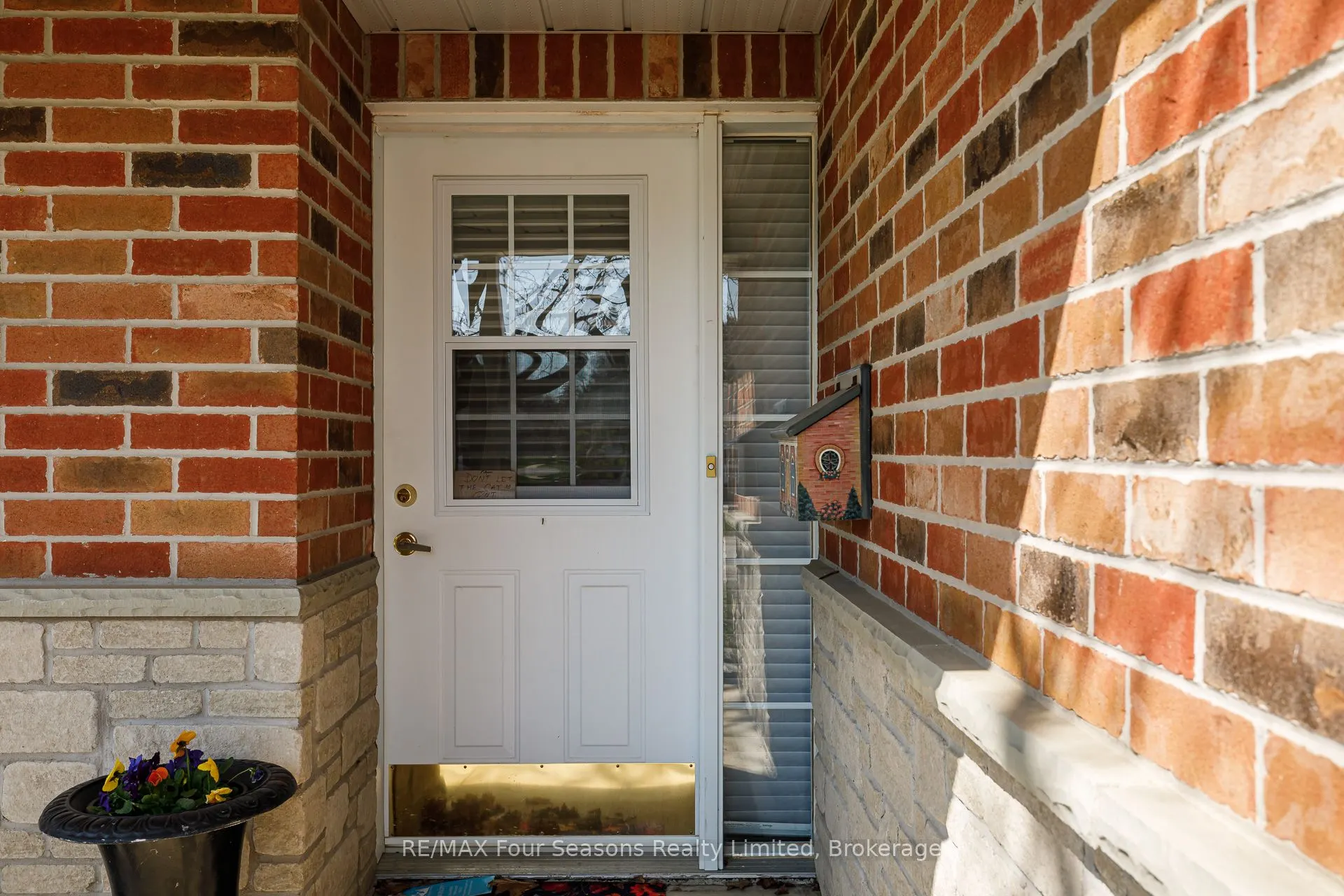 275 Huron Street #8