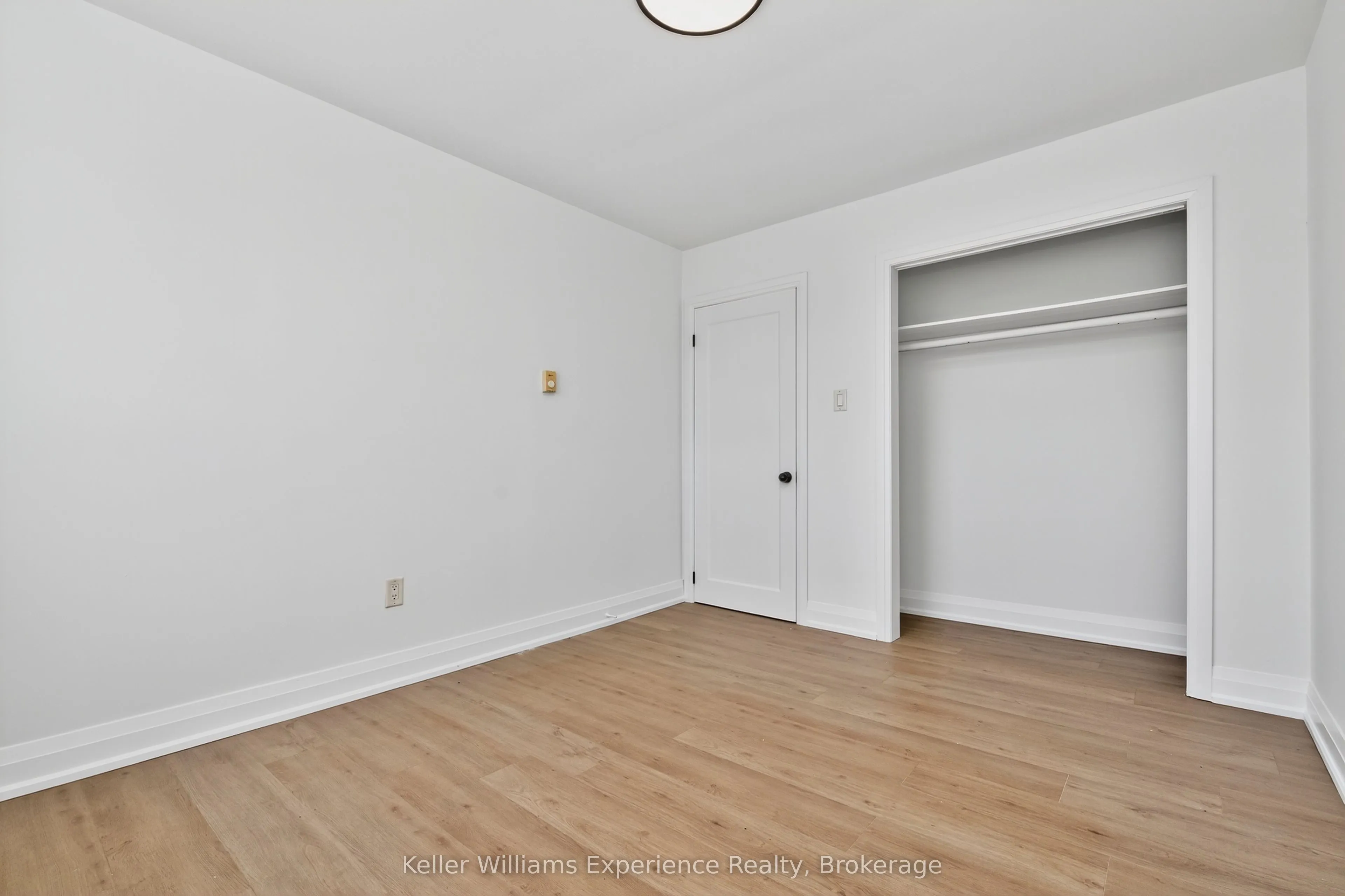 556 Champlain Road