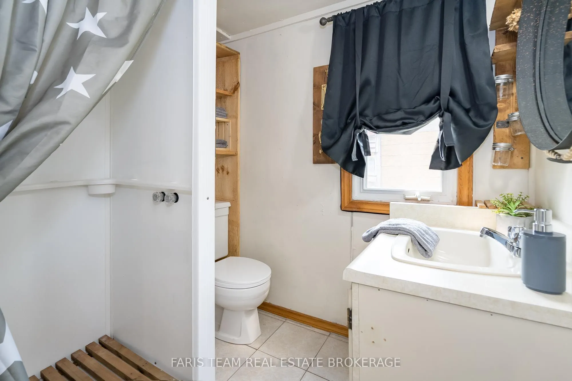 5632 Penetanguishene Road
