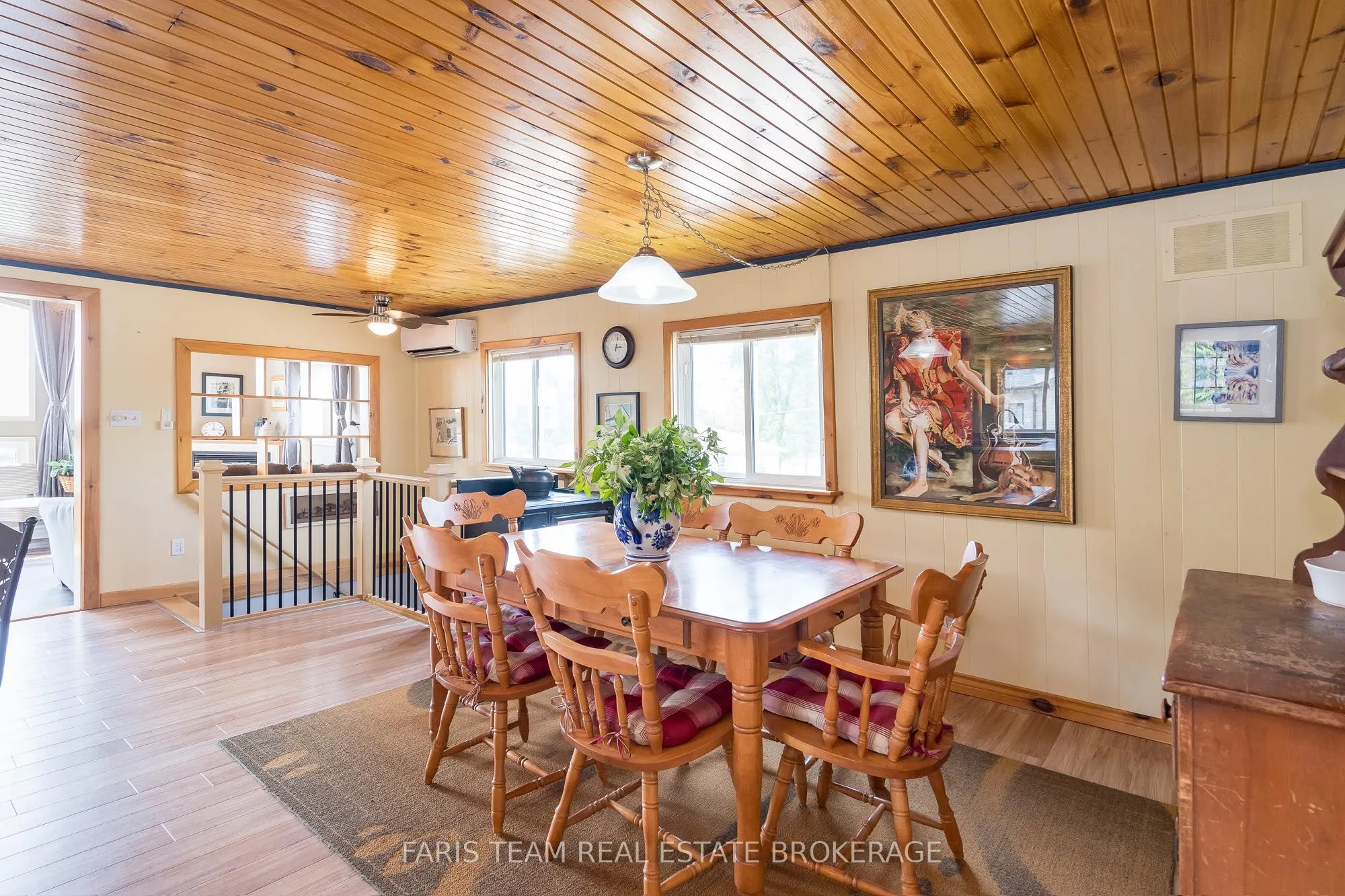 5632 Penetanguishene Road