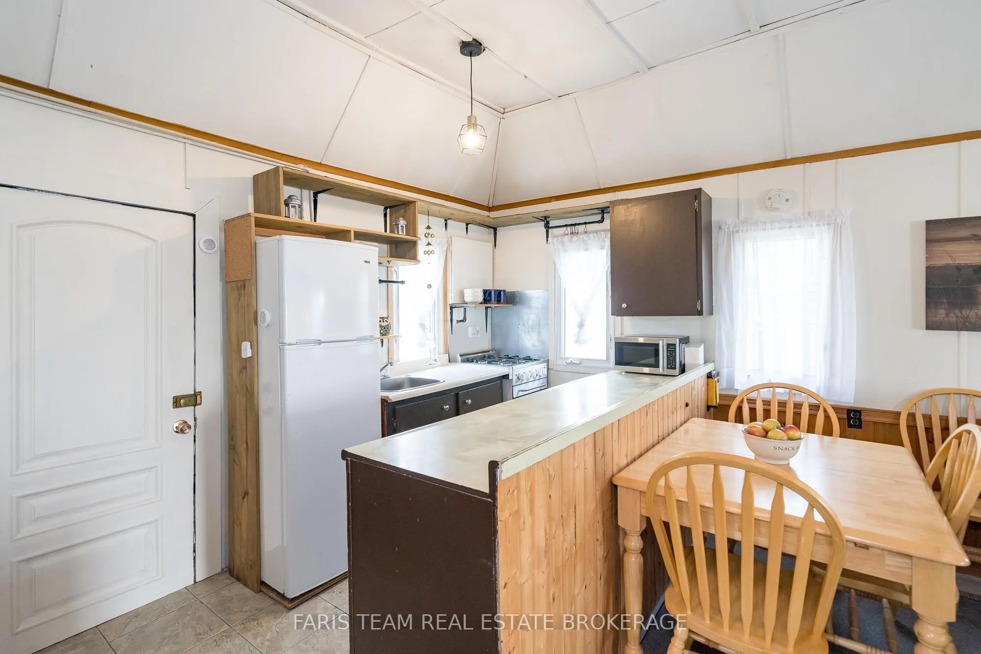 5632 Penetanguishene Road