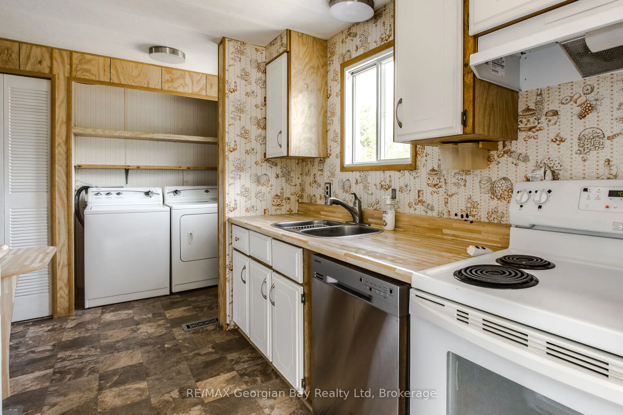 5263 Elliott Side Road #58