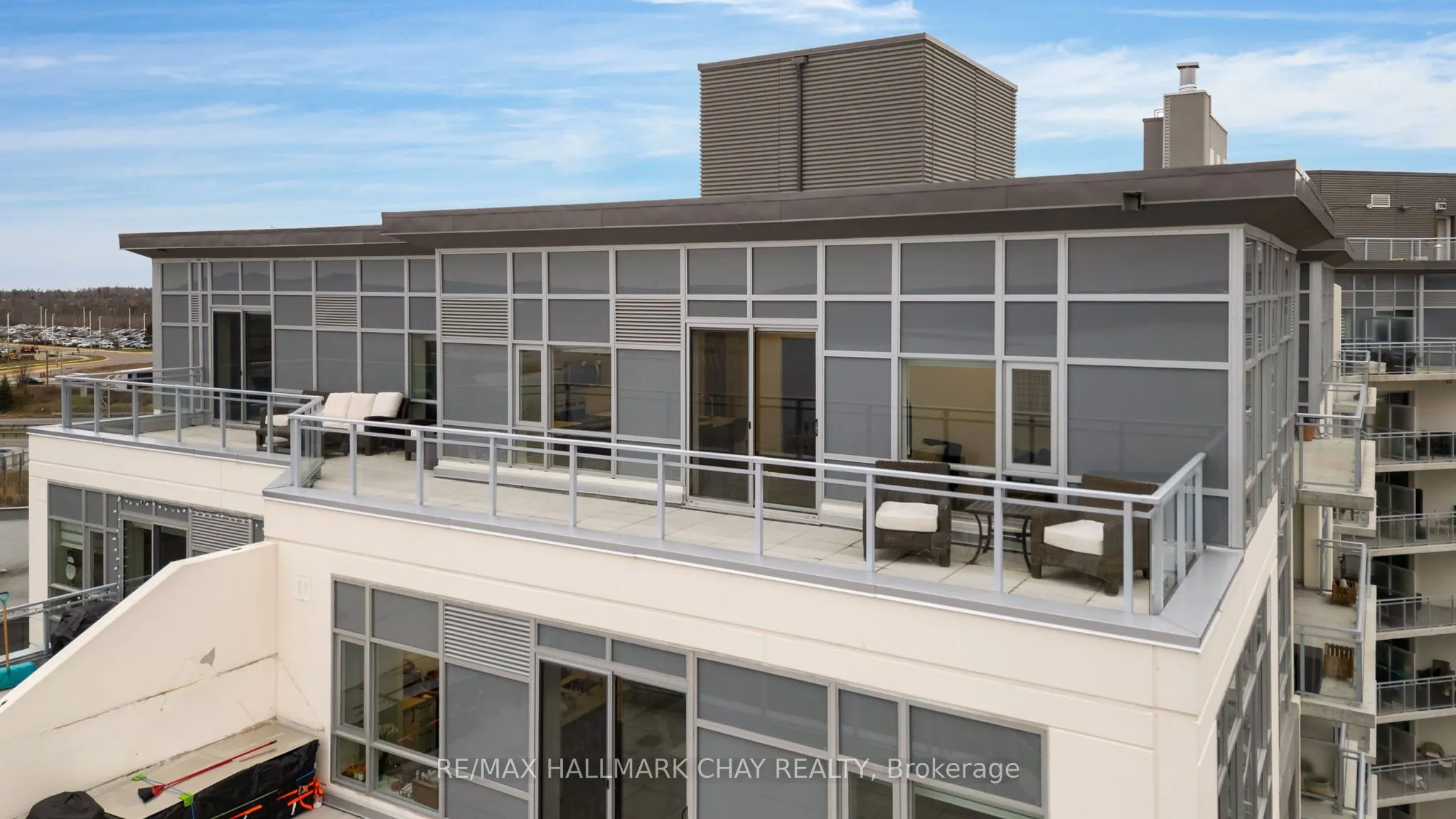 58 Lakeside Terrace #1105