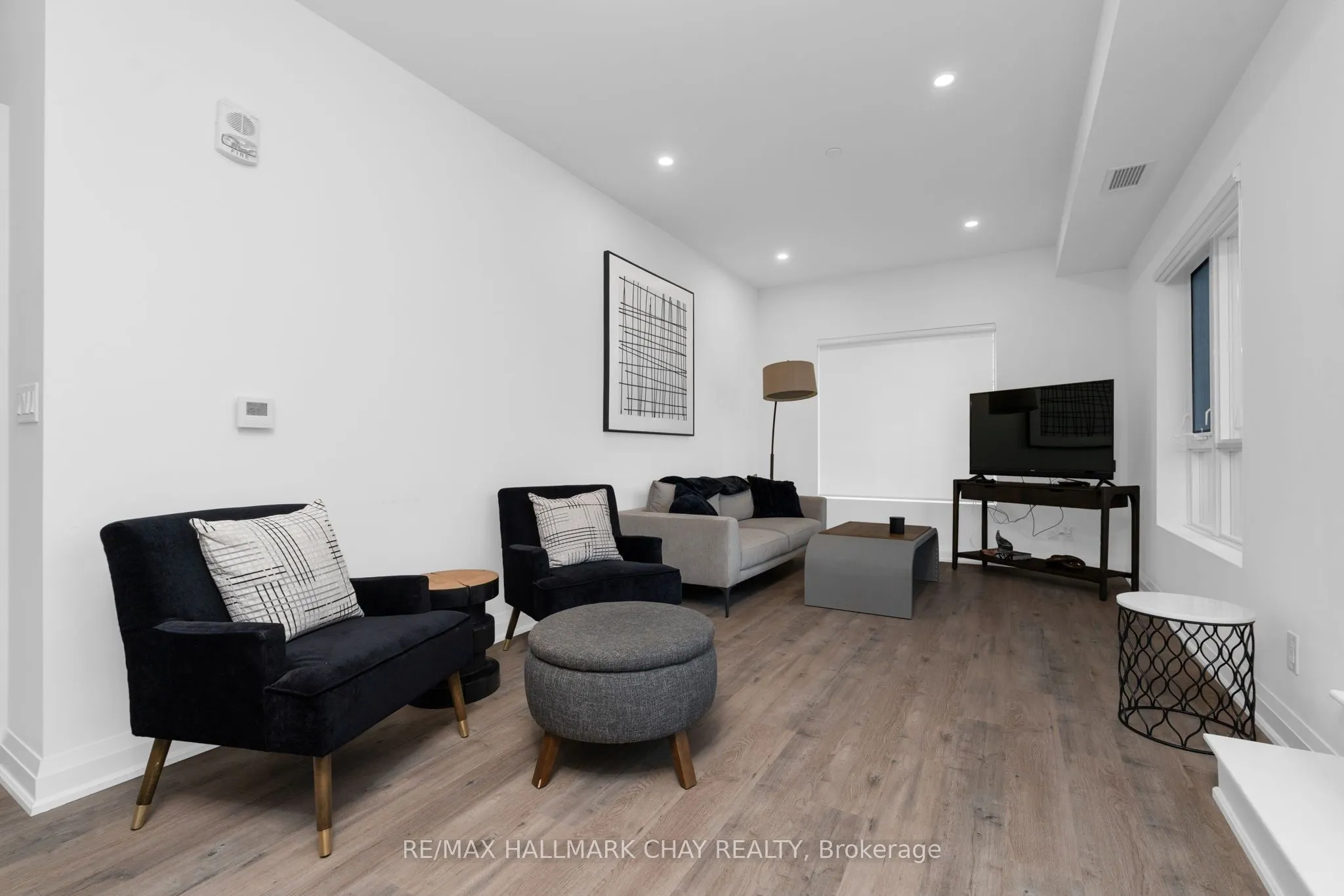 58 Lakeside Terrace #1105