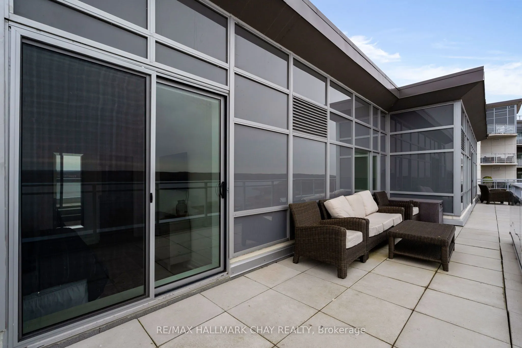 58 Lakeside Terrace #1105
