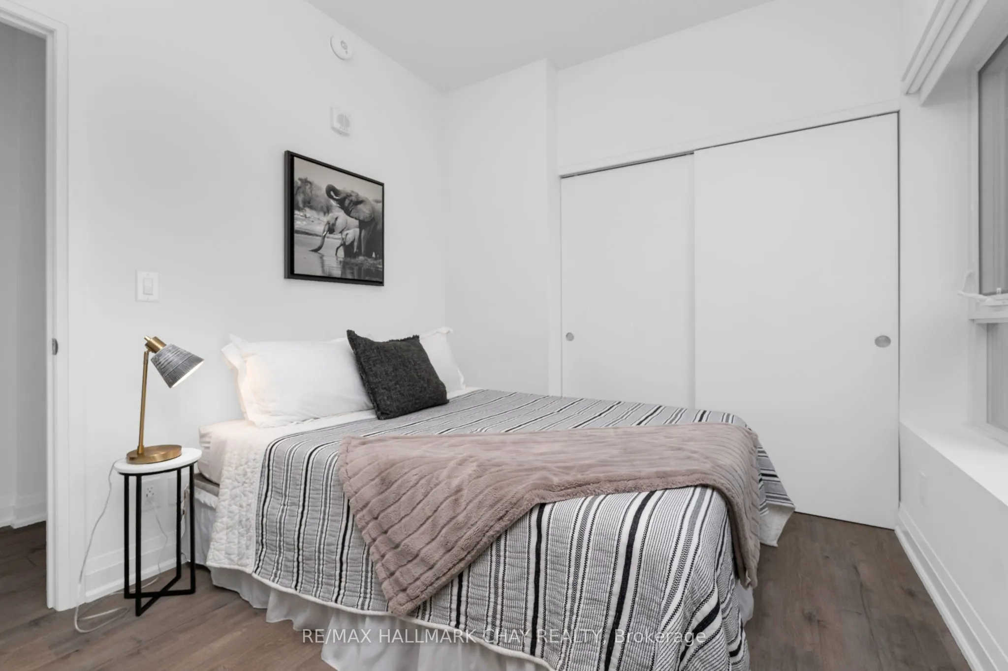 58 Lakeside Terrace #1105