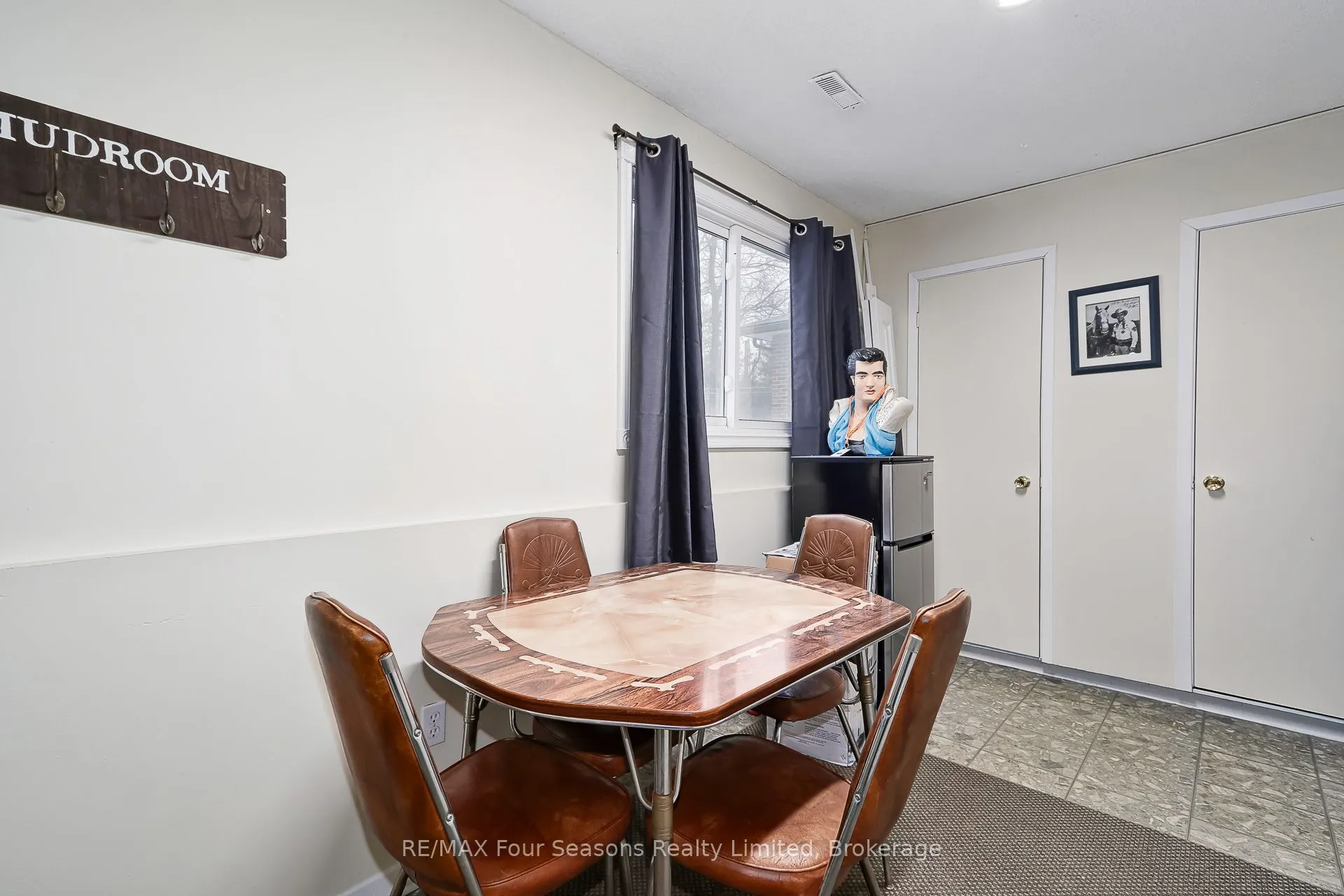 218 Datas Drive
